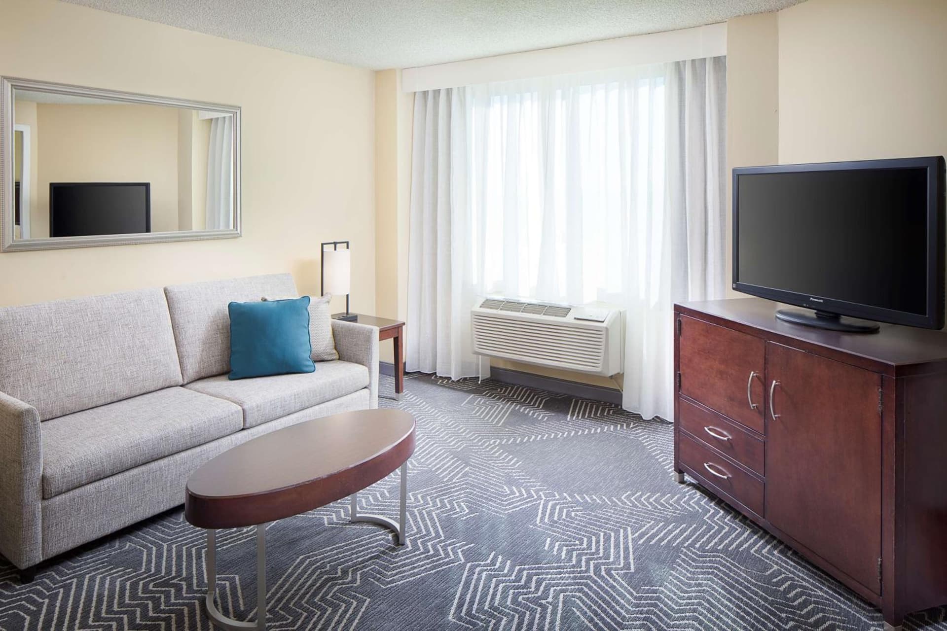 DoubleTree by Hilton Los Angeles/Commerce gallery photo in Commerce, CA — image 32