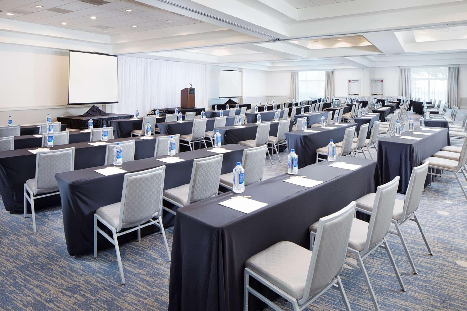 DoubleTree by Hilton Los Angeles/Commerce gallery photo in Commerce, CA — image 7