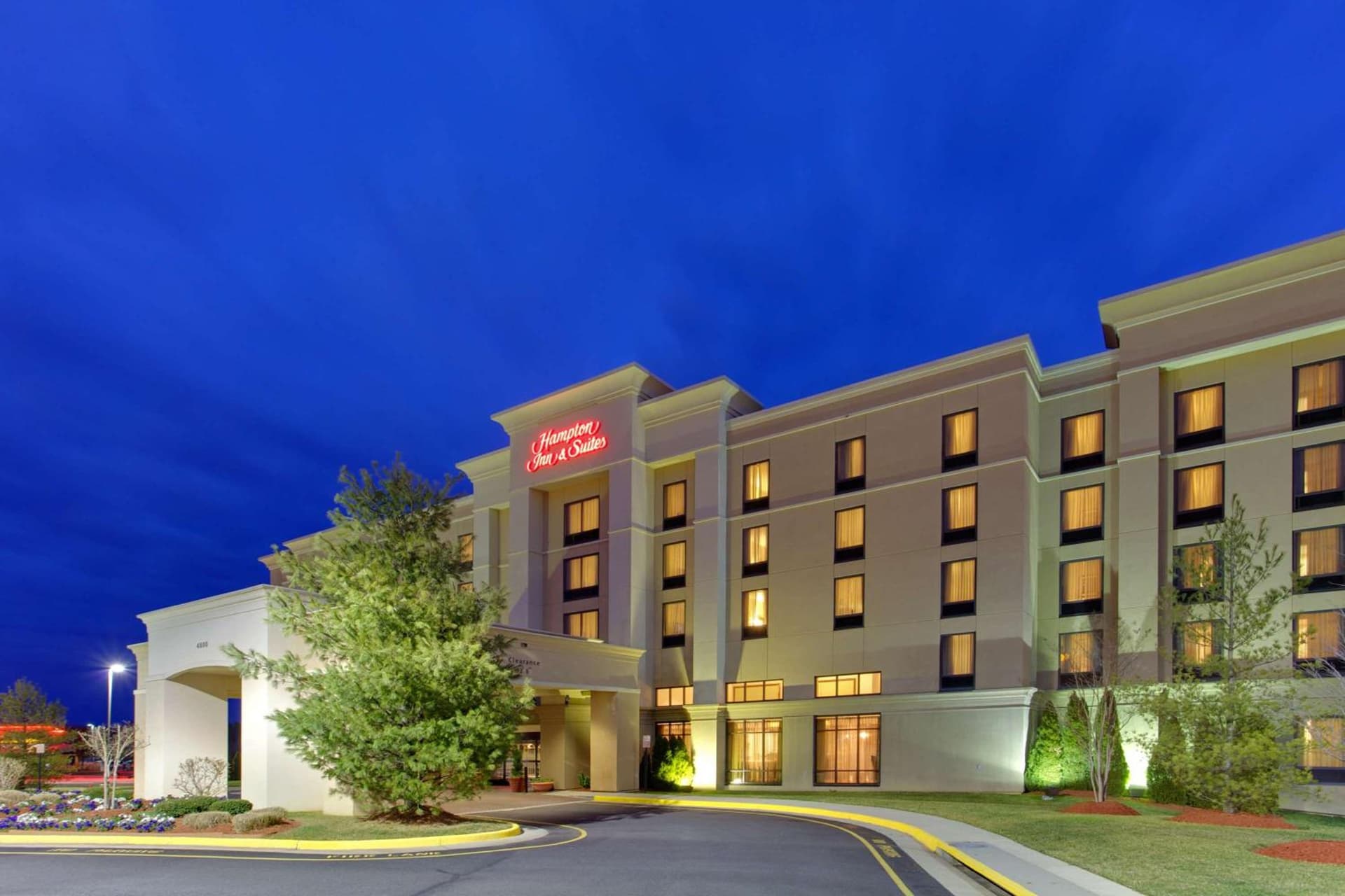 Hampton Inn and Suites Fredericksburg South gallery photo in Fredericksburg, VA — image 6