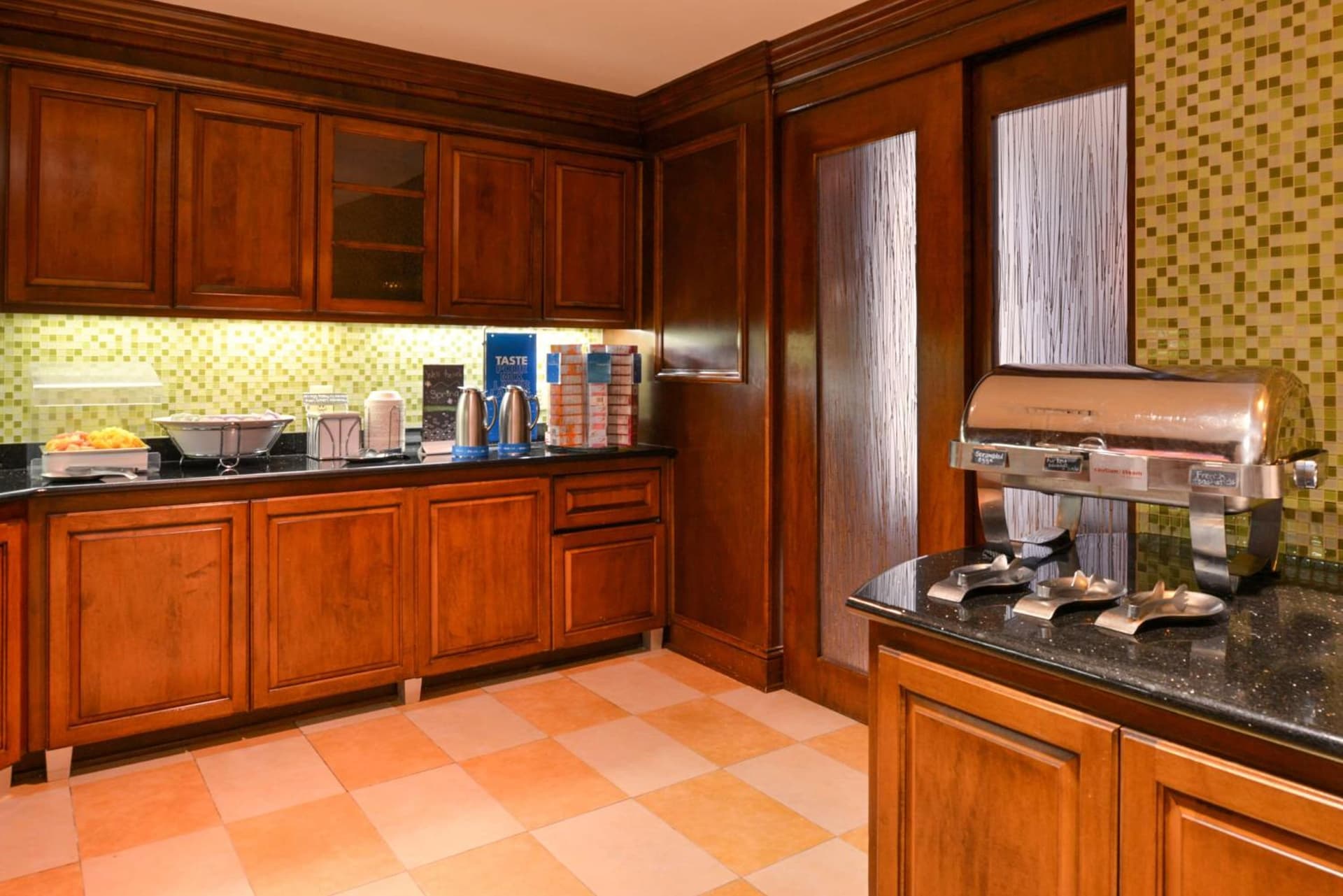 Hampton Inn and Suites Fredericksburg South gallery photo in Fredericksburg, VA — image 14