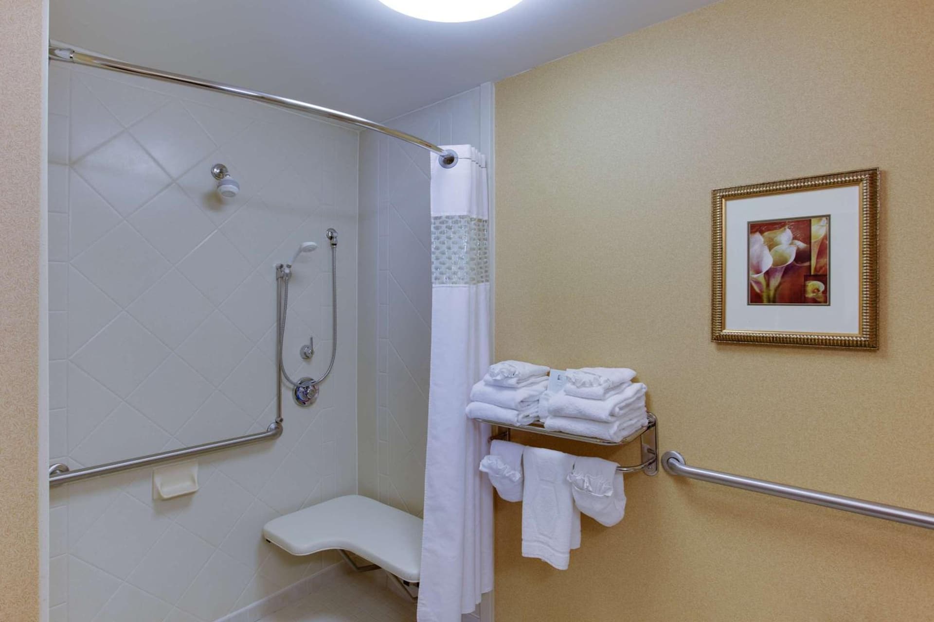 Hampton Inn and Suites Fredericksburg South gallery photo in Fredericksburg, VA — image 38