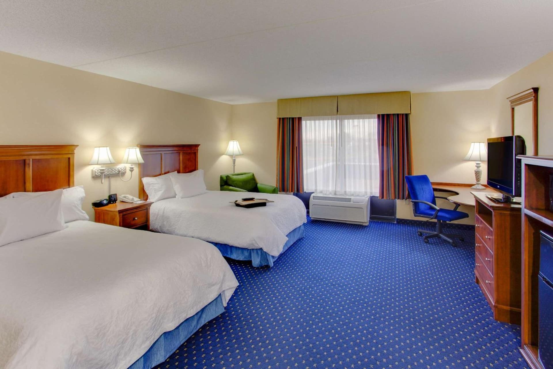 Hampton Inn and Suites Fredericksburg South gallery photo in Fredericksburg, VA — image 30