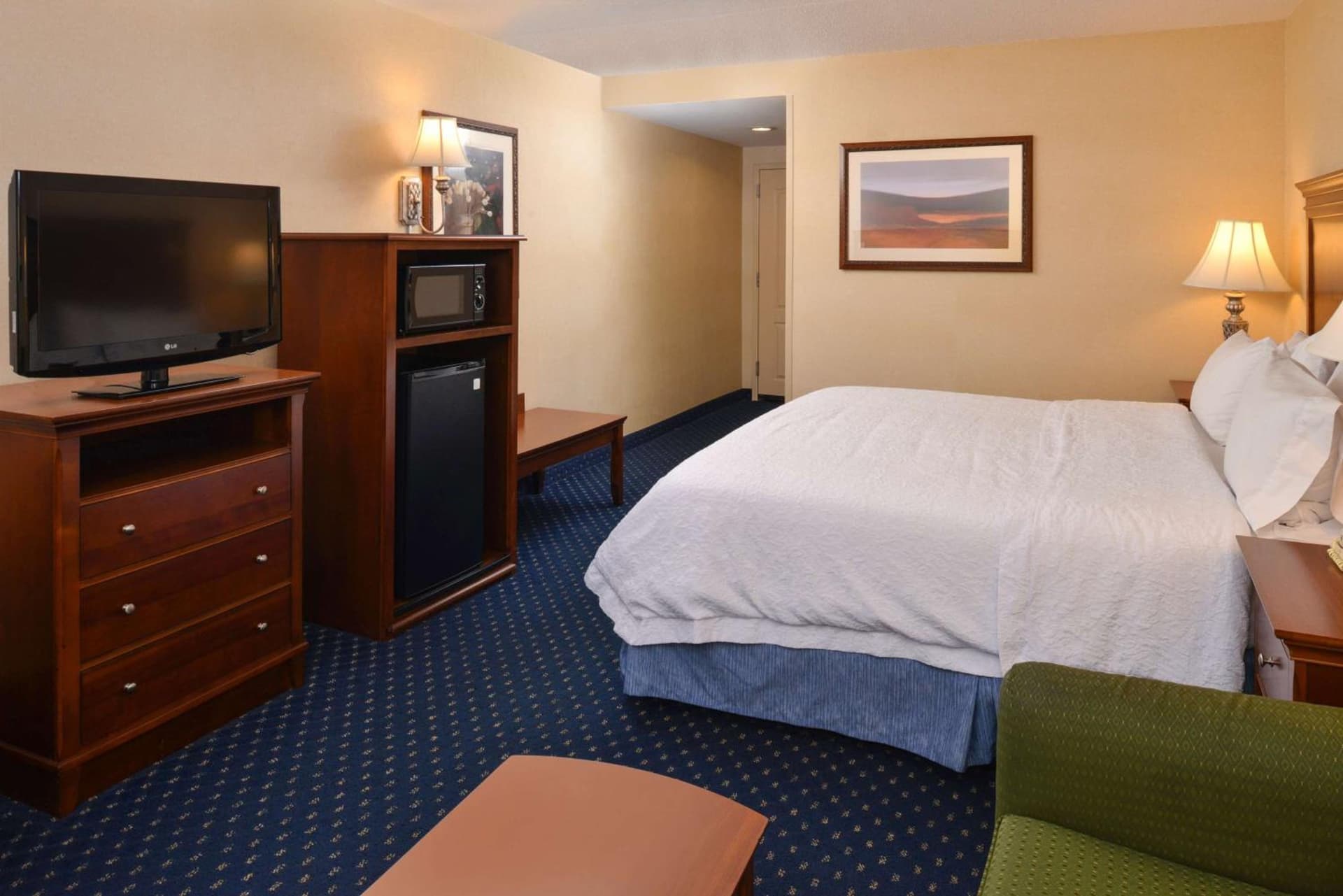 Hampton Inn and Suites Fredericksburg South gallery photo in Fredericksburg, VA — image 27