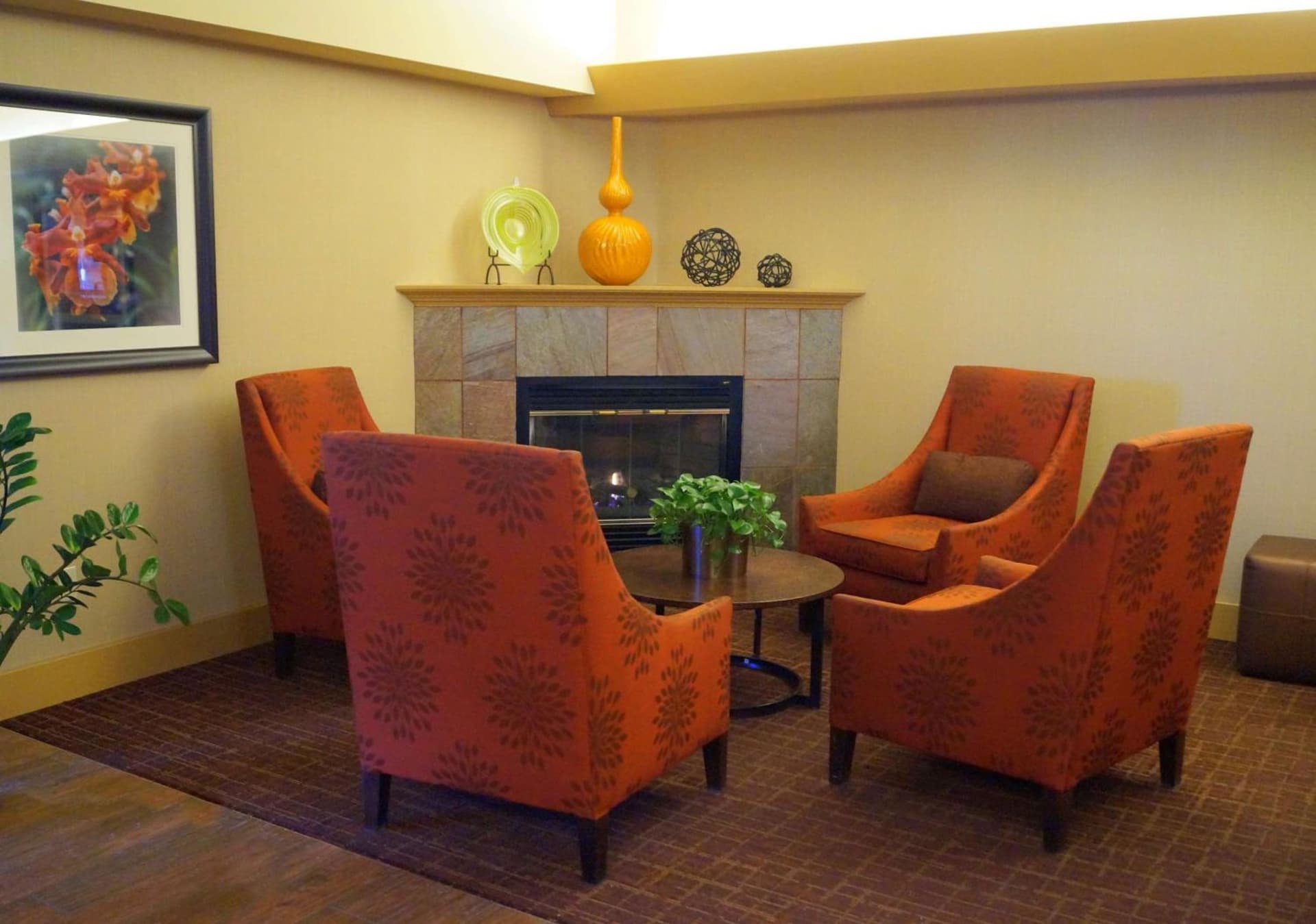 Hampton Inn Altoona interior in Altoona, PA — gallery photo 2