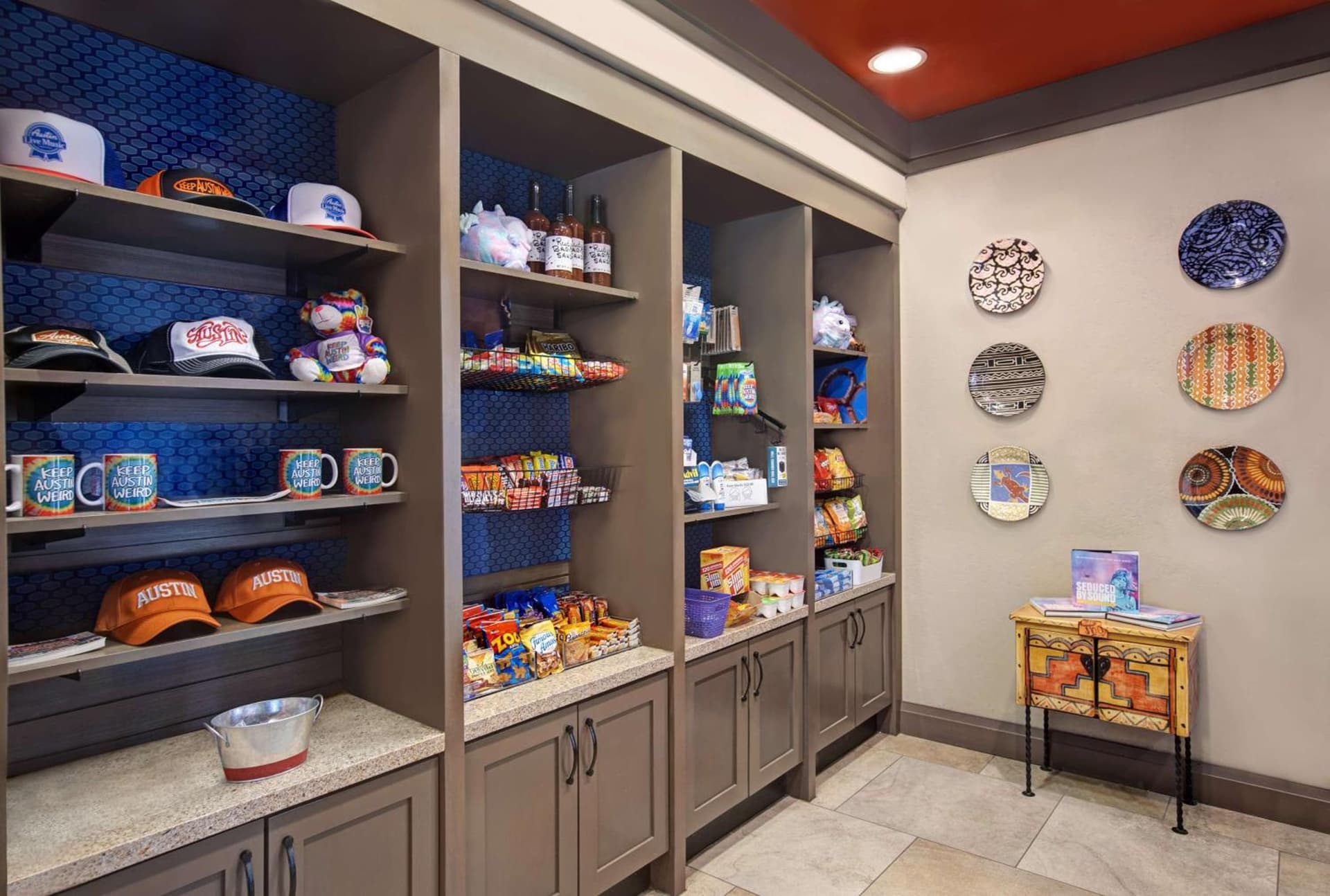Hampton Inn and Suites Austin University Capitol gallery photo in Austin, TX — image 43