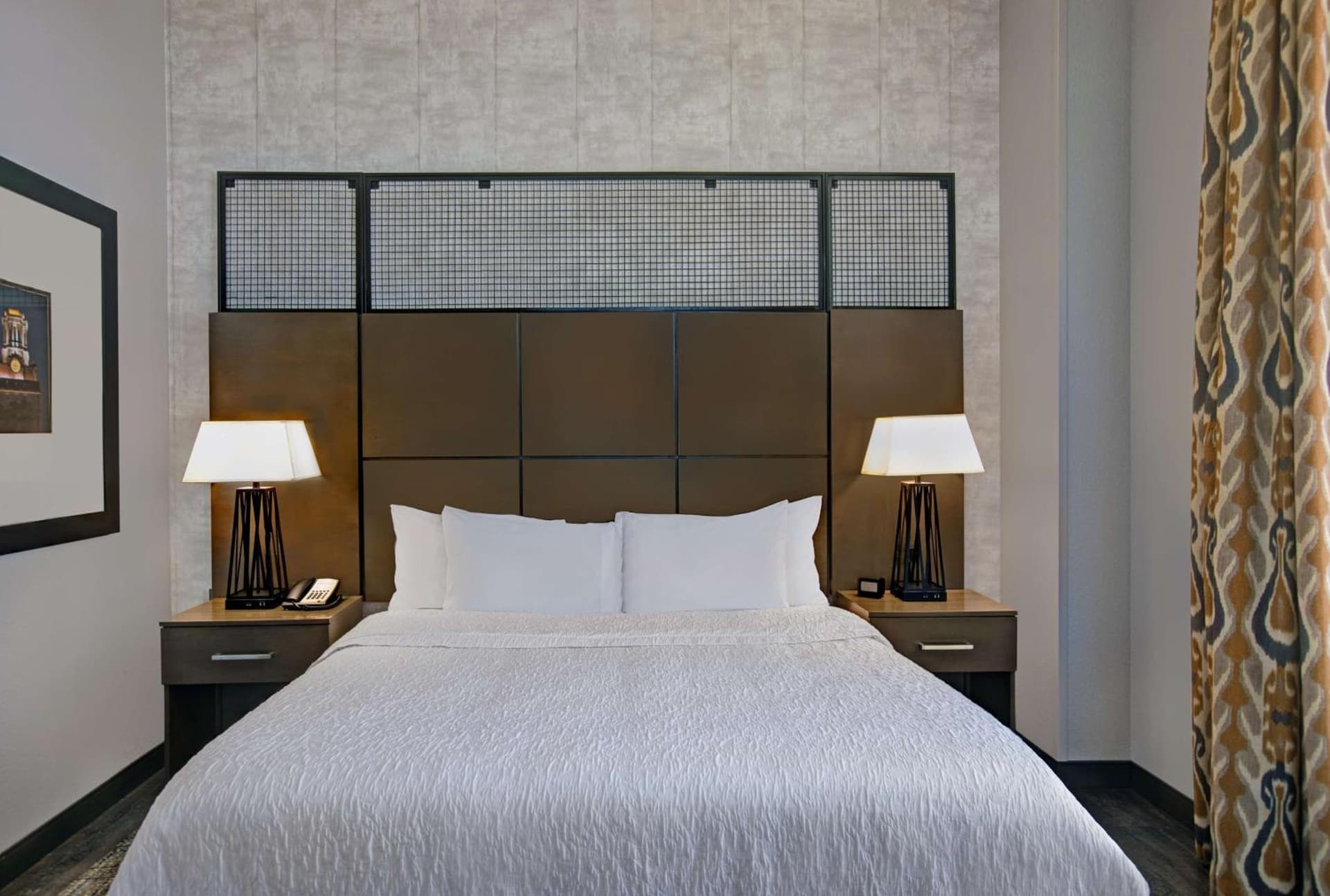 Hampton Inn and Suites Austin University Capitol gallery photo in Austin, TX — image 47