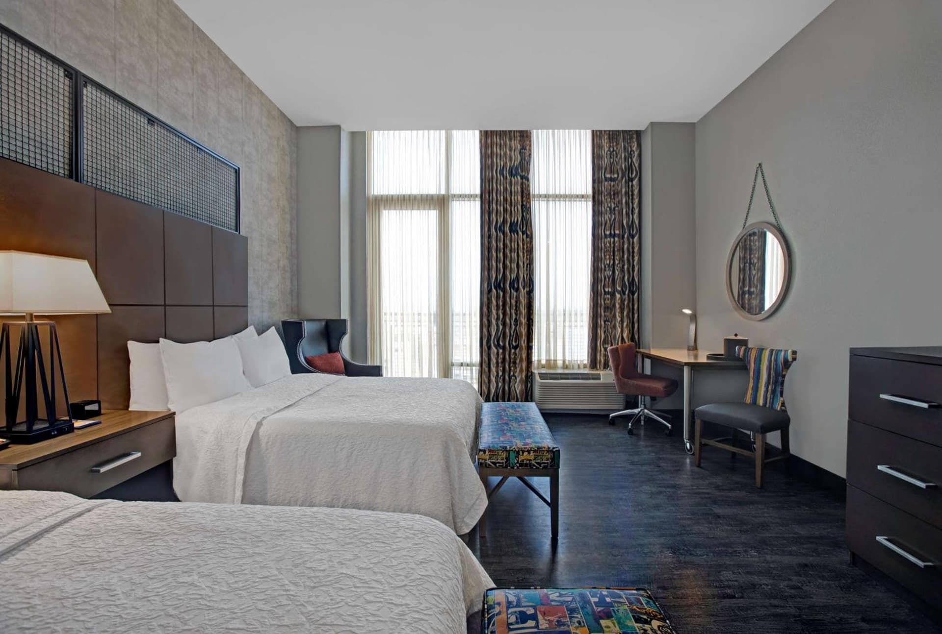Hampton Inn and Suites Austin University Capitol gallery photo in Austin, TX — image 6