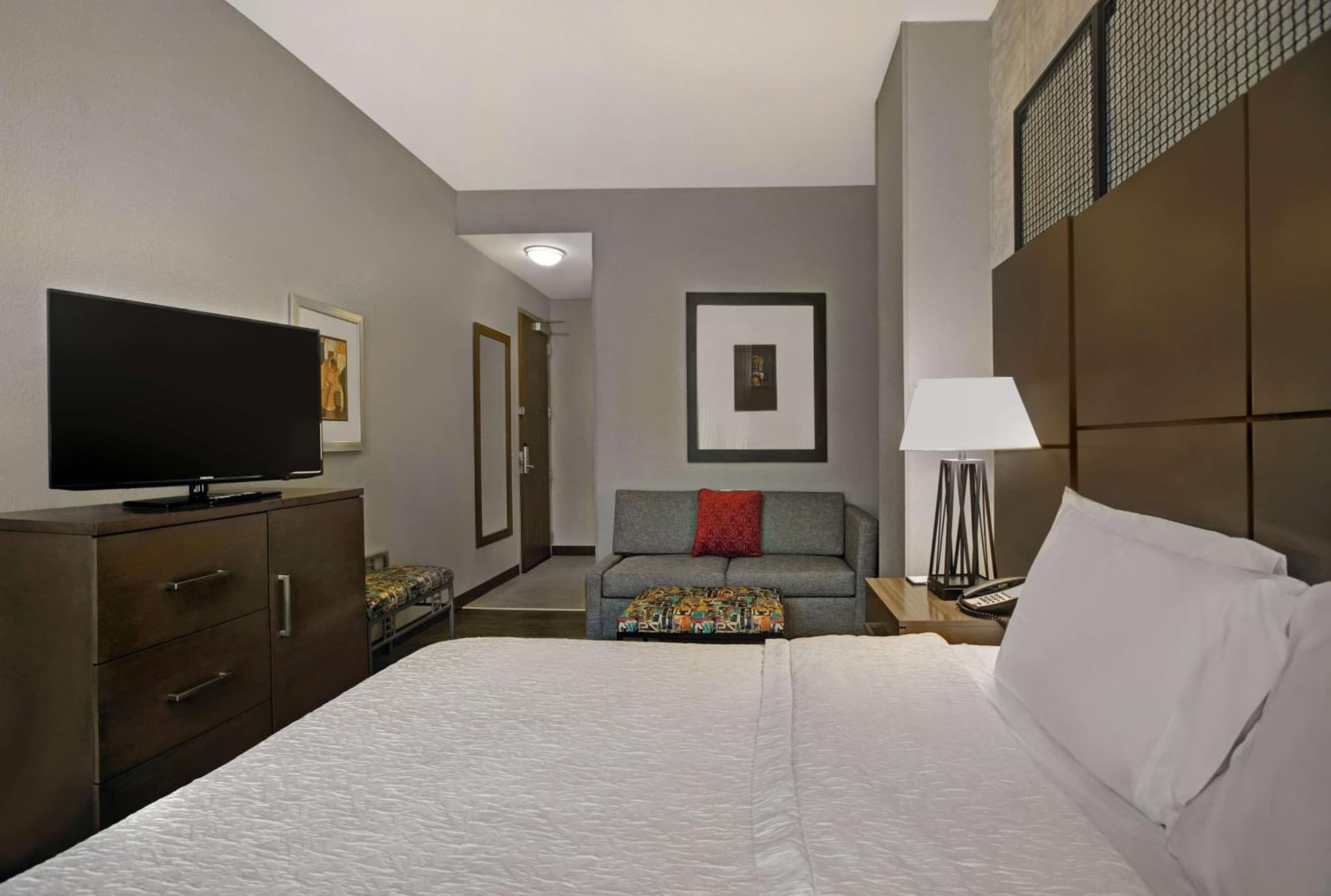 Hampton Inn and Suites Austin University Capitol gallery photo in Austin, TX — image 33