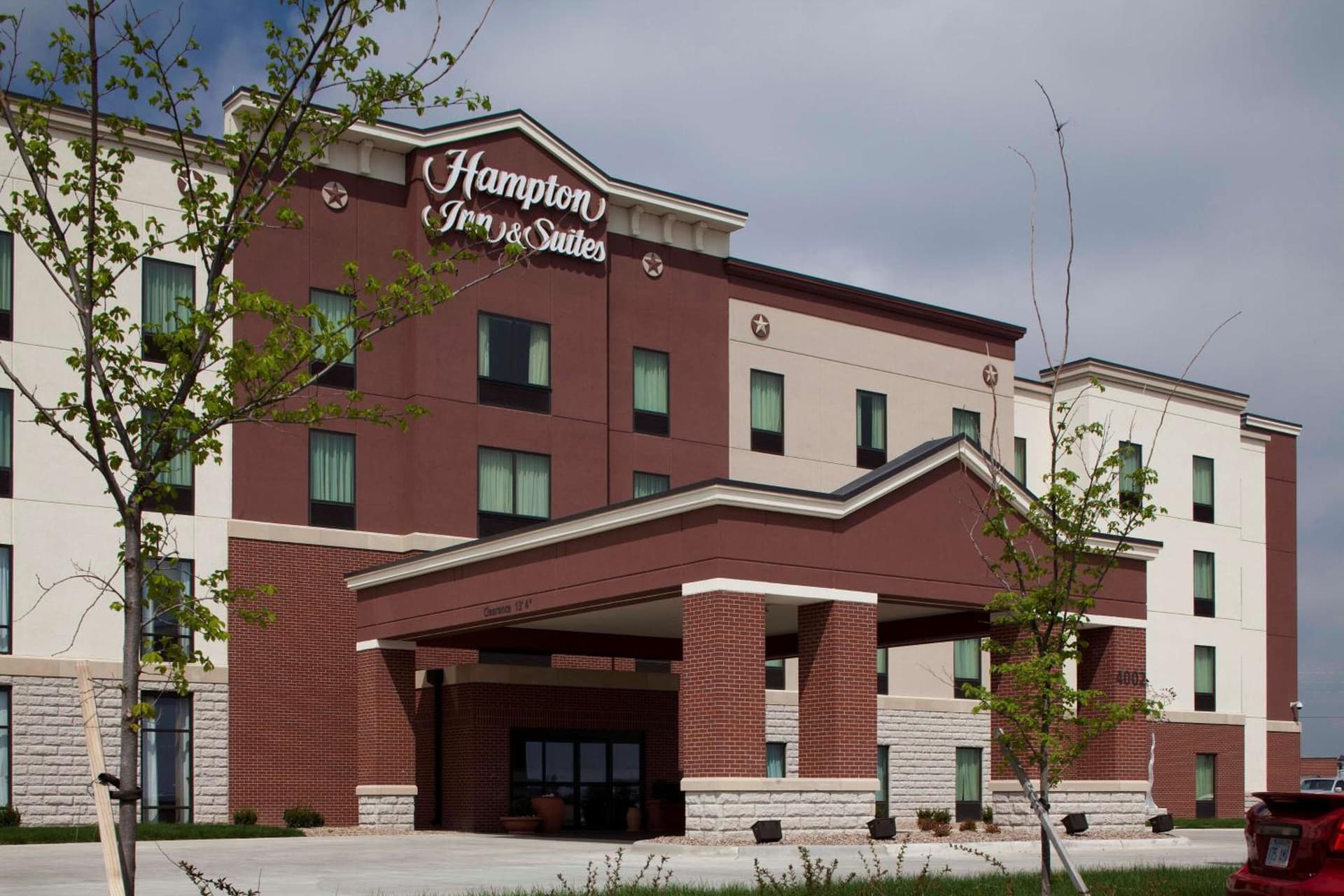 Hampton Inn & Suites by Hilton Dodge City Boot Hill Casino featured exterior or lobby in Dodge City, KS — similar hotel