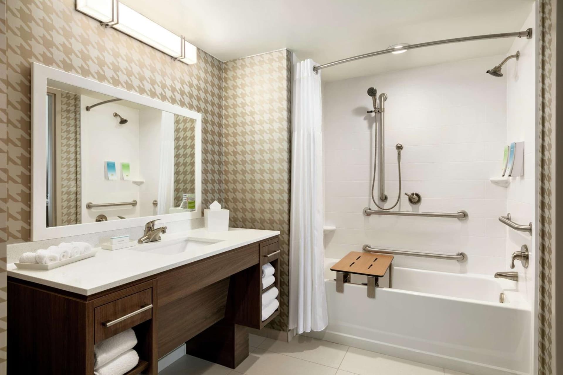 Home2 Suites By Hilton Brandon Tampa interior in Tampa, FL — gallery photo 2
