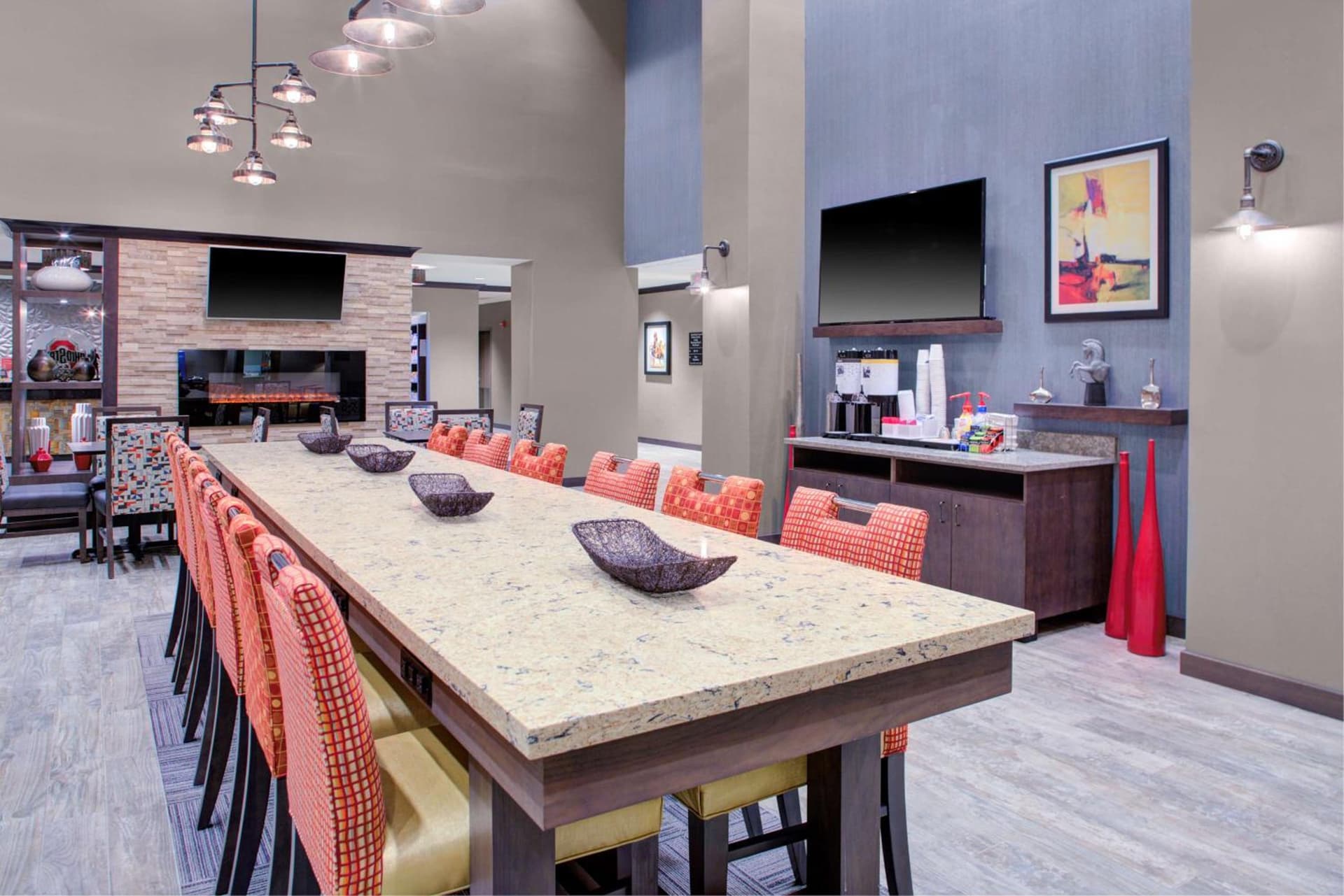Hampton Inn & Suites by Hilton Columbus Scioto Downs gallery photo in Columbus, OH — image 16
