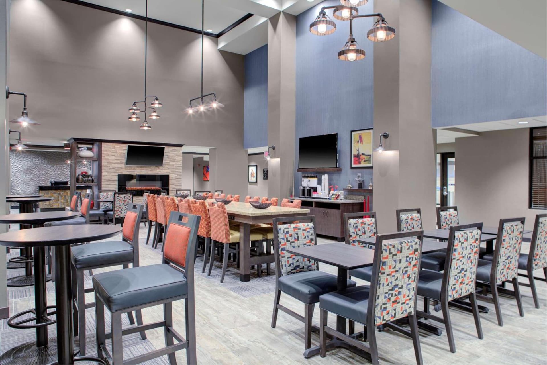 Hampton Inn & Suites by Hilton Columbus Scioto Downs gallery photo in Columbus, OH — image 21