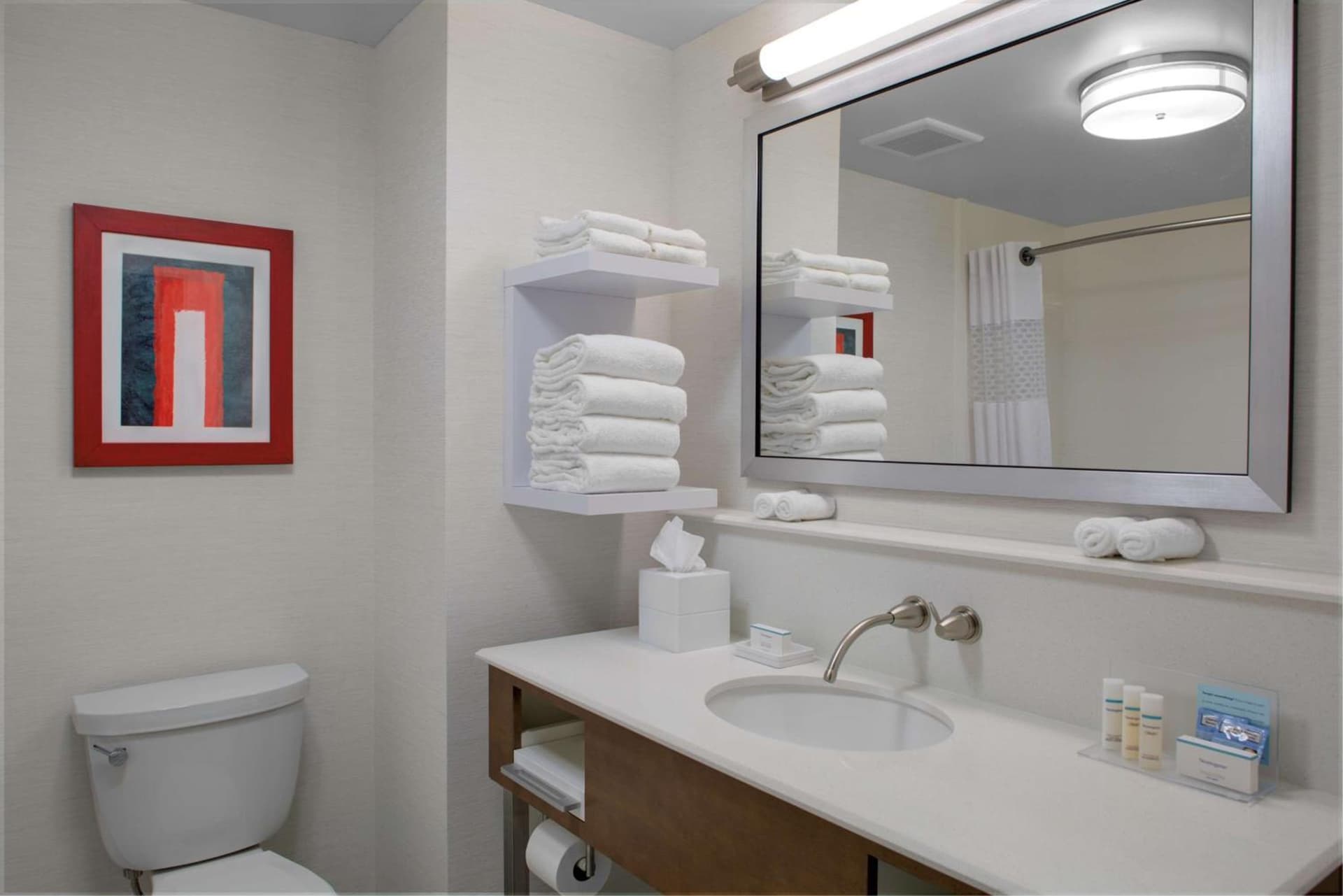 Hampton Inn & Suites by Hilton Columbus Scioto Downs gallery photo in Columbus, OH — image 31