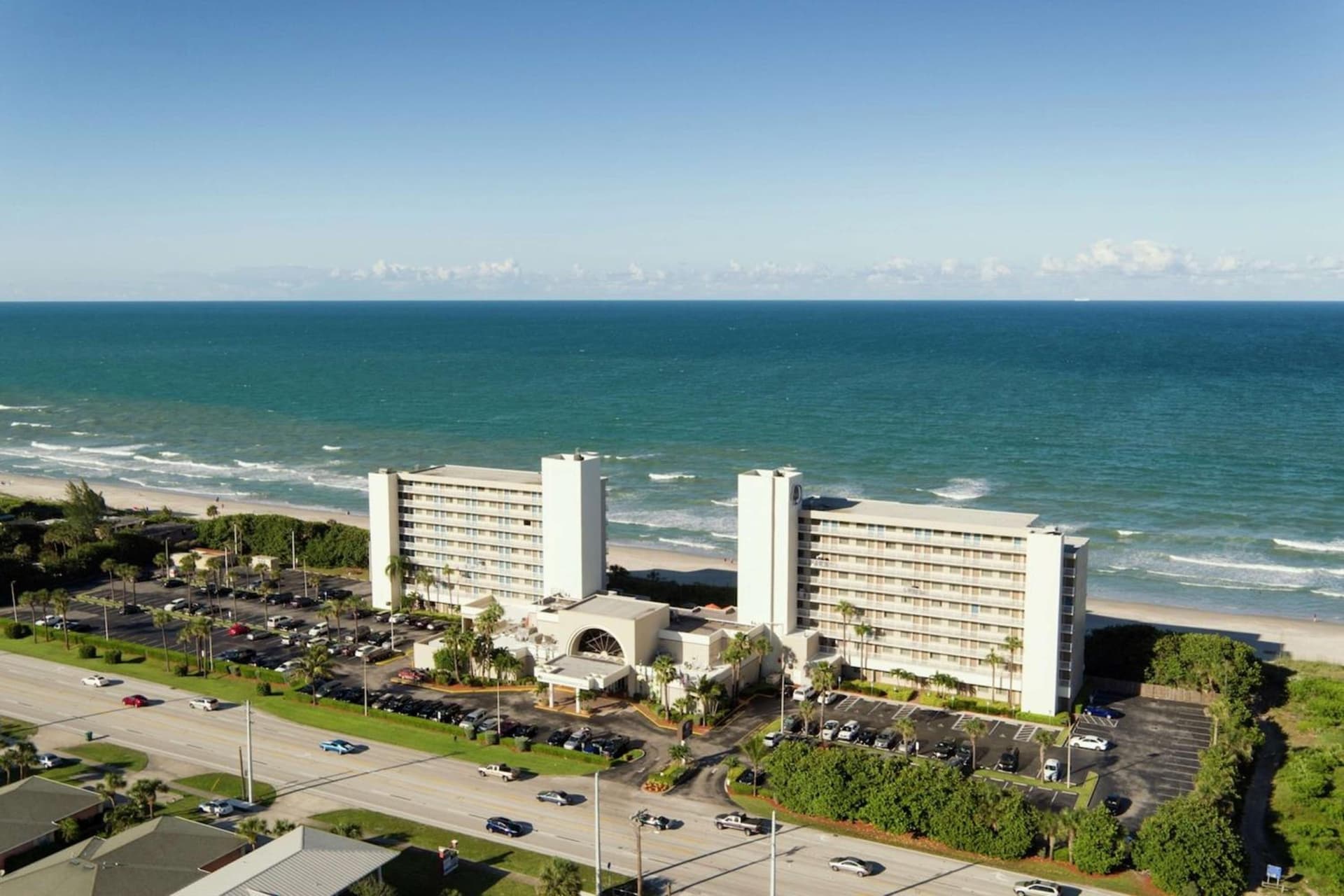 DoubleTree Suites by Hilton Melbourne Beach Oceanfront gallery photo in Melbourne, FL — image 32