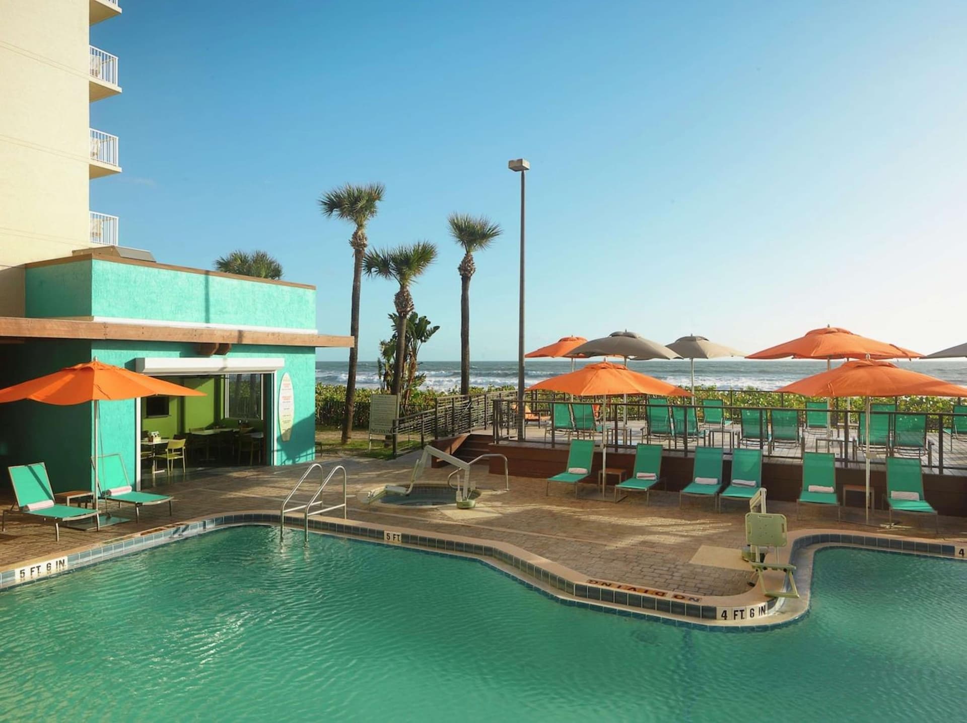 DoubleTree Suites by Hilton Melbourne Beach Oceanfront gallery photo in Melbourne, FL — image 6