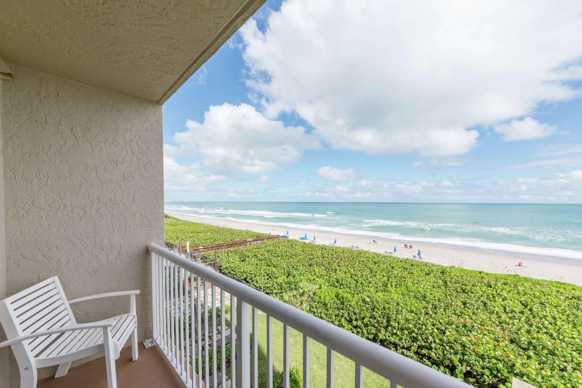 DoubleTree Suites by Hilton Melbourne Beach Oceanfront gallery photo in Melbourne, FL — image 15