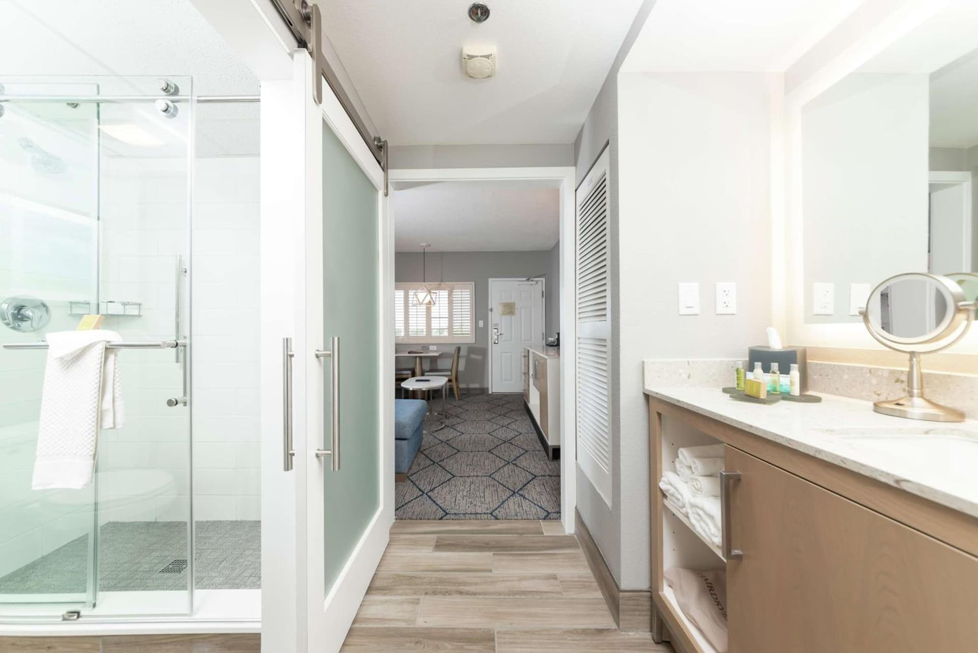 DoubleTree Suites by Hilton Melbourne Beach Oceanfront gallery photo in Melbourne, FL — image 34