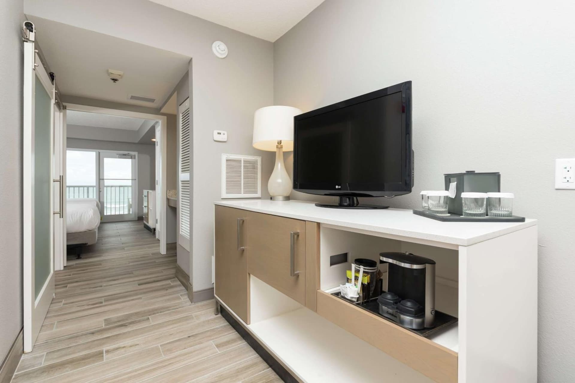 DoubleTree Suites by Hilton Melbourne Beach Oceanfront gallery photo in Melbourne, FL — image 36