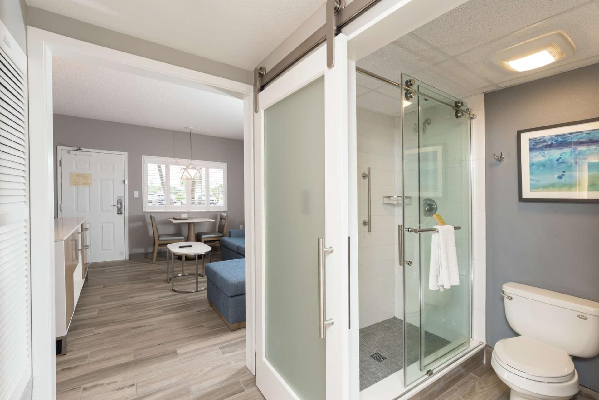 DoubleTree Suites by Hilton Melbourne Beach Oceanfront gallery photo in Melbourne, FL — image 122