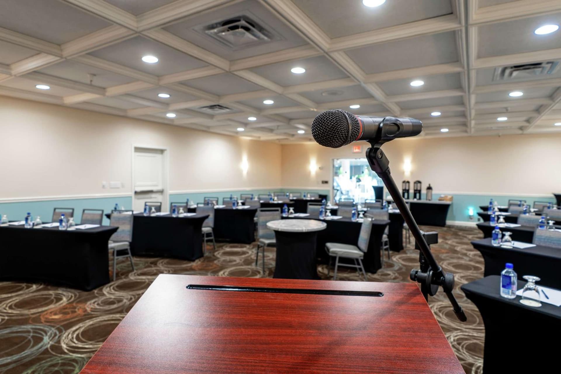 DoubleTree Suites by Hilton Melbourne Beach Oceanfront gallery photo in Melbourne, FL — image 157