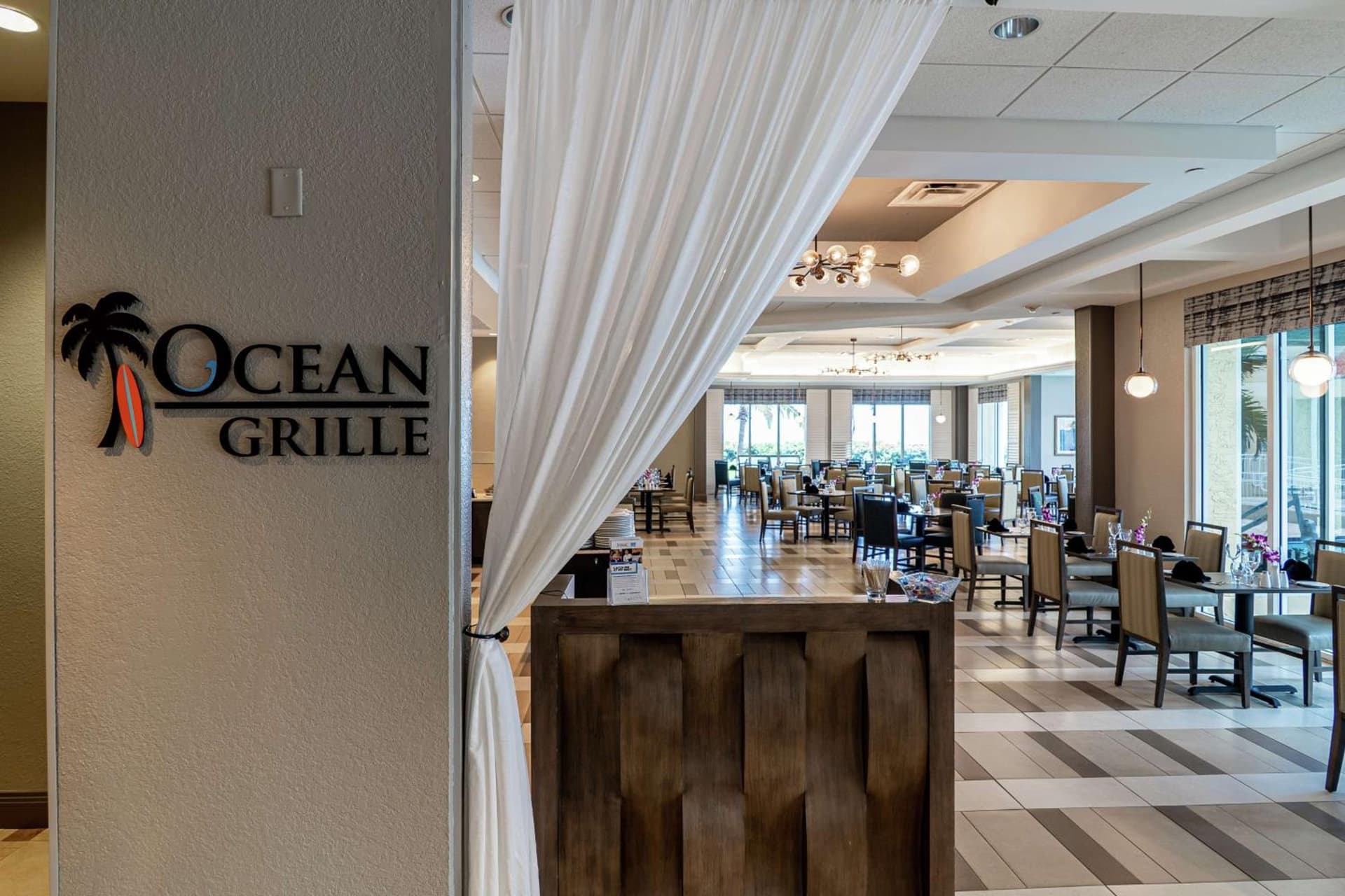 Hilton Melbourne Beach Oceanfront interior in Melbourne, FL — gallery photo 2