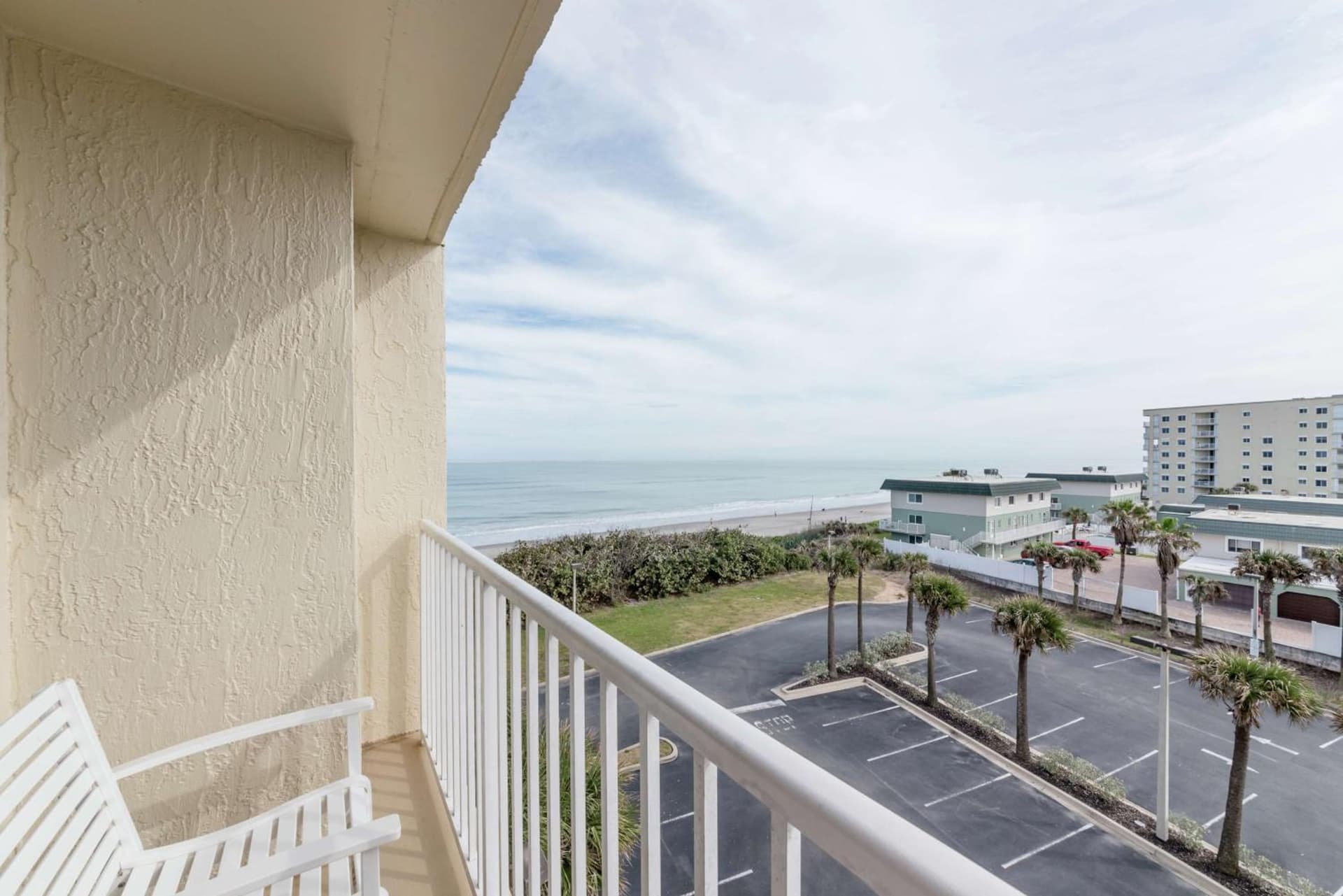 Hilton Melbourne Beach Oceanfront gallery photo in Melbourne, FL — image 69