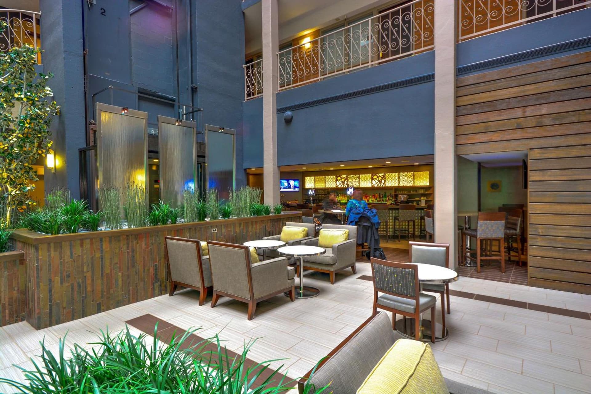 Embassy Suites by Hilton Denver Central Park gallery photo in Denver, CO — image 5