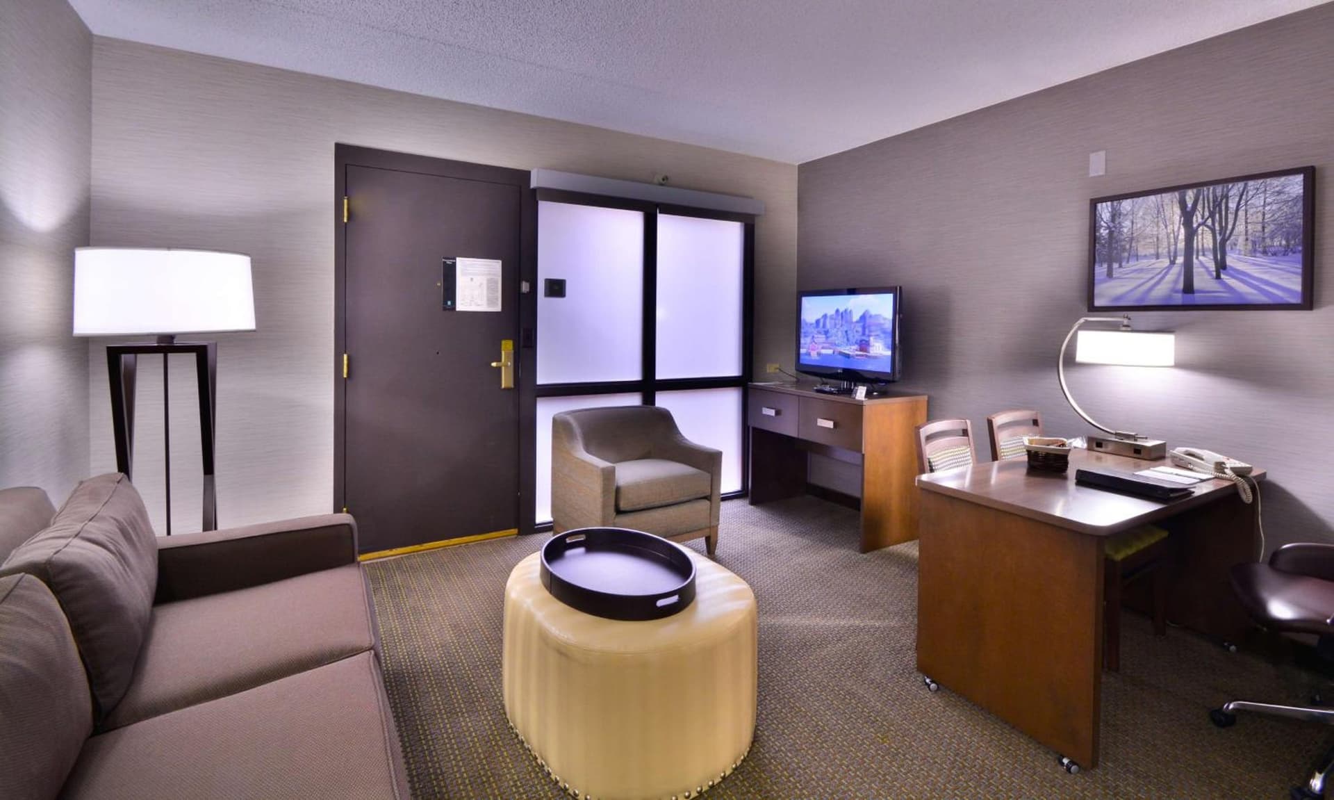 Embassy Suites by Hilton Denver Central Park gallery photo in Denver, CO — image 25