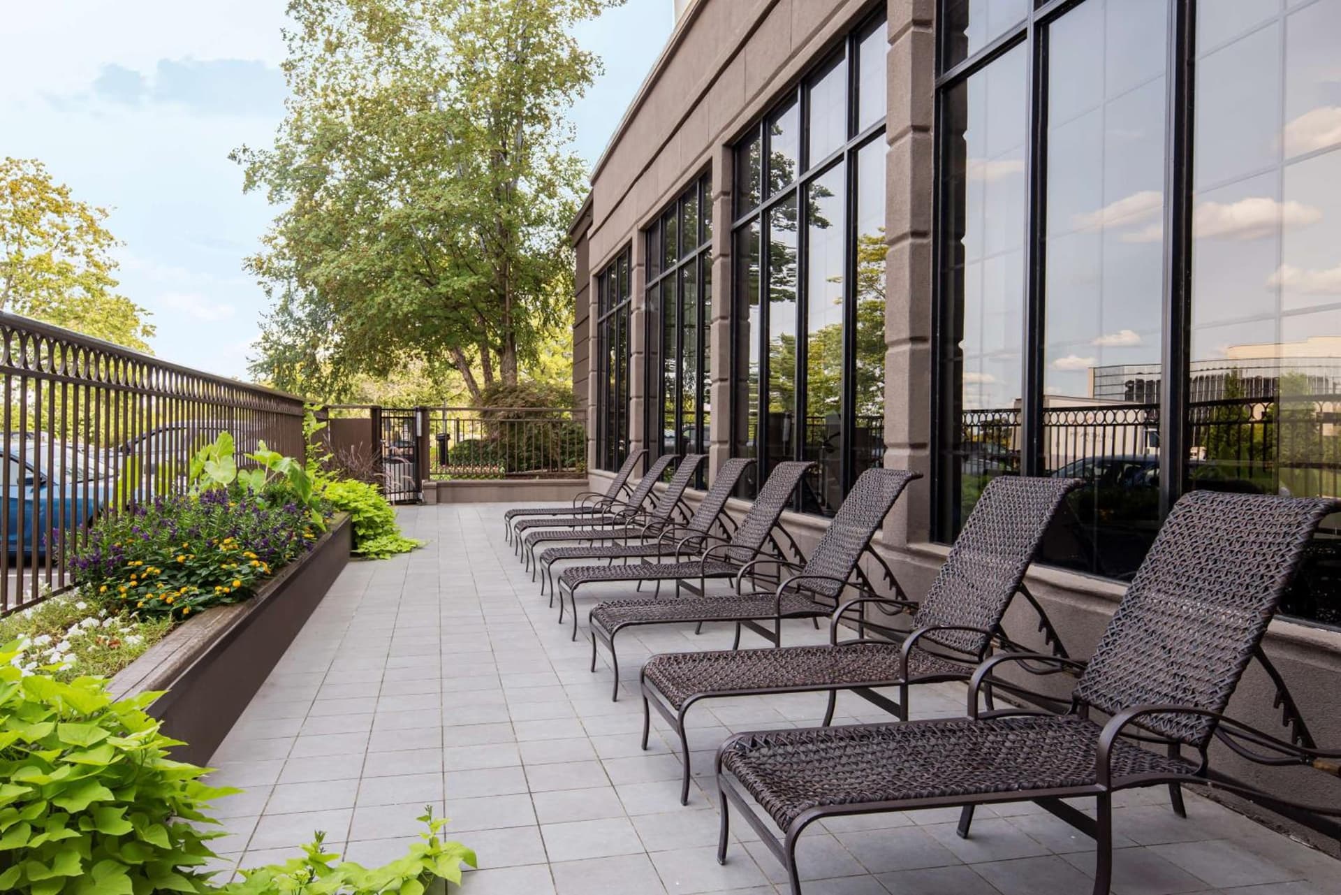 Embassy Suites by Hilton Nashville Airport property views in Nashville, TN — gallery photo 3