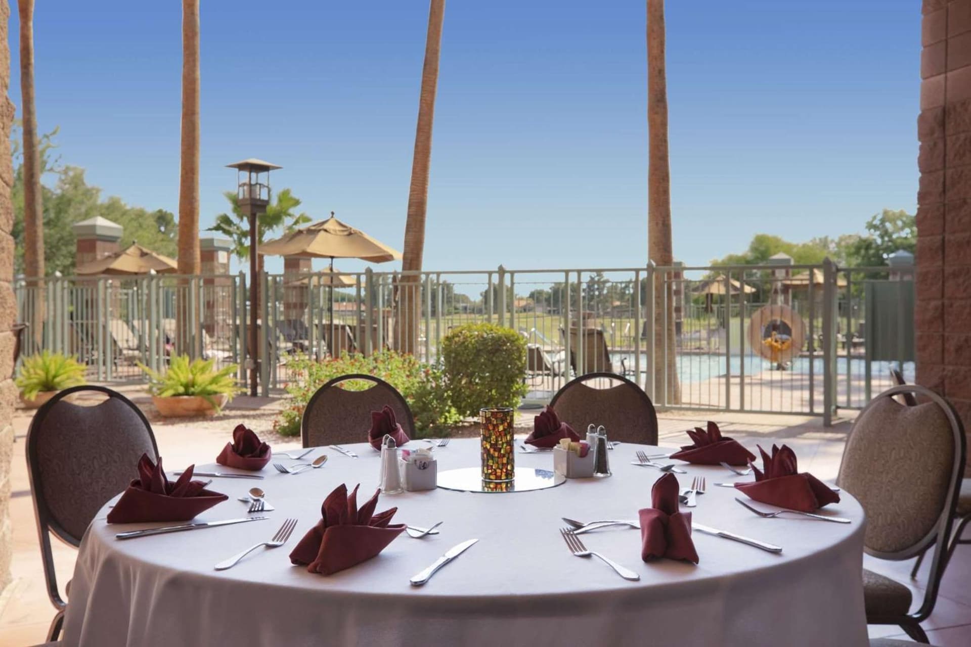 Embassy Suites by Hilton Phoenix Scottsdale gallery photo in Phoenix, AZ — image 21
