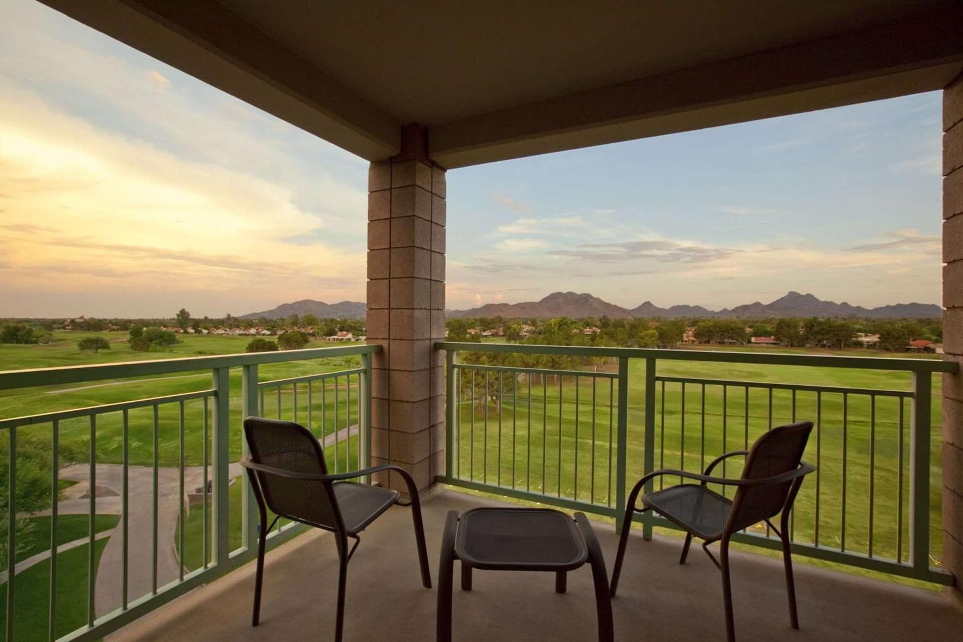 Embassy Suites by Hilton Phoenix Scottsdale gallery photo in Phoenix, AZ — image 38