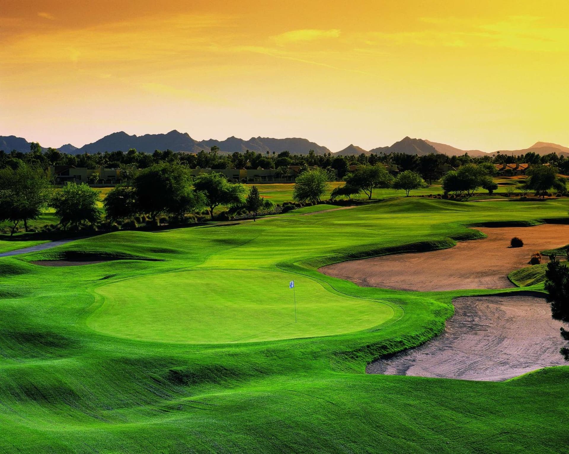 Embassy Suites by Hilton Phoenix Scottsdale gallery photo in Phoenix, AZ — image 37
