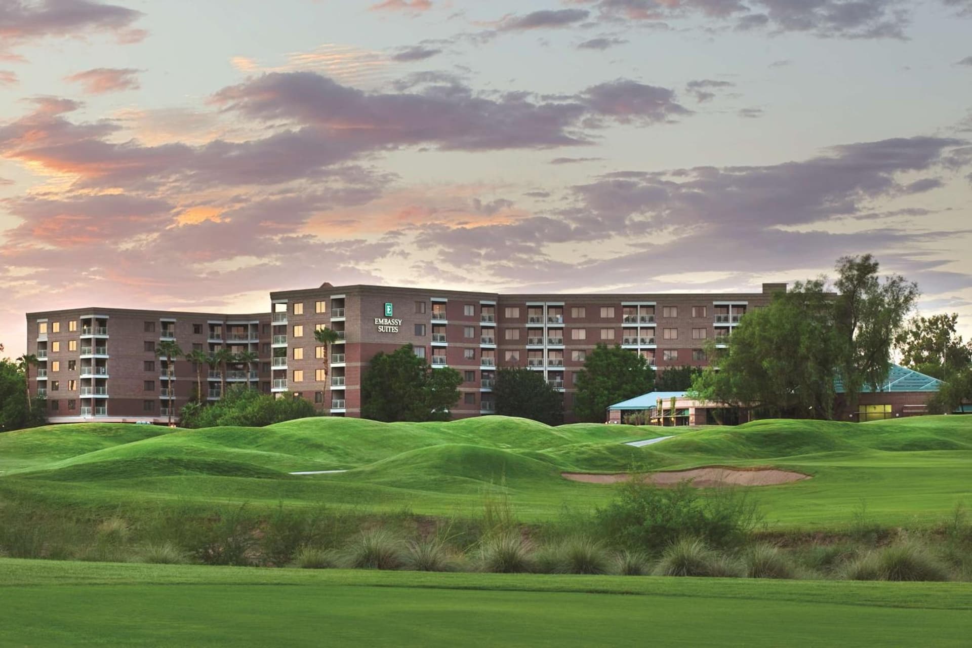 Embassy Suites by Hilton Phoenix Scottsdale gallery photo in Phoenix, AZ — image 15