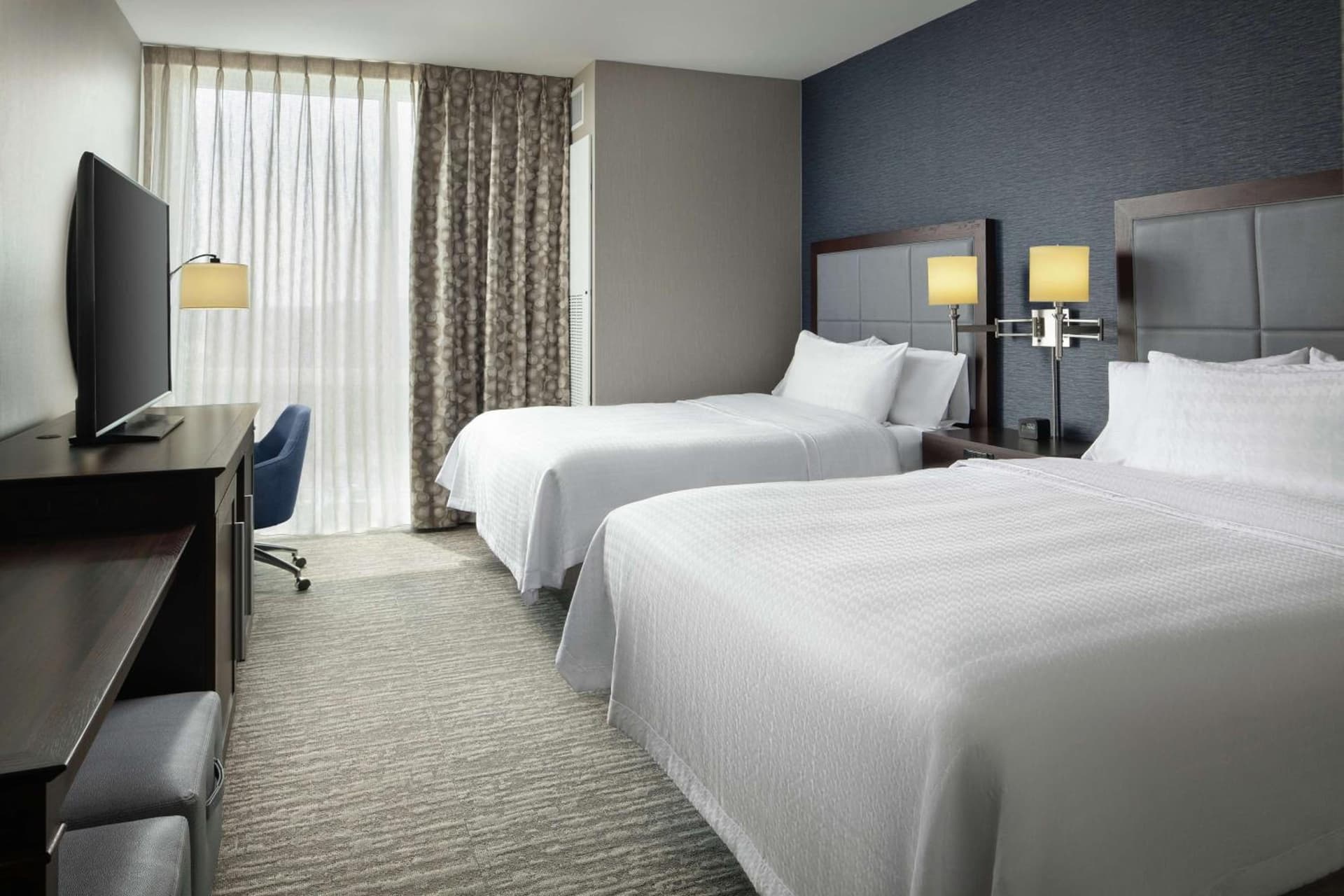 Hampton Inn & Suites Teaneck/Glenpointe gallery photo in Teaneck — image 37