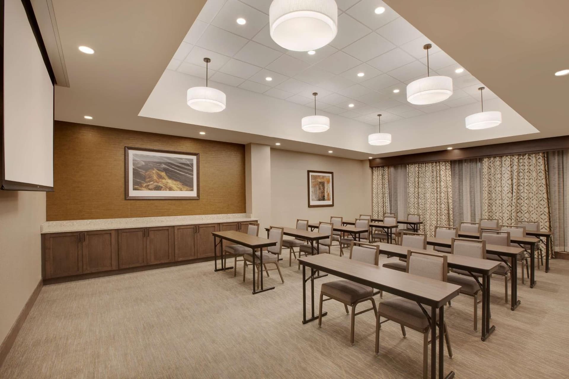 Homewood Suites By Hilton Louisville Downtown gallery photo in Louisville, KY — image 23