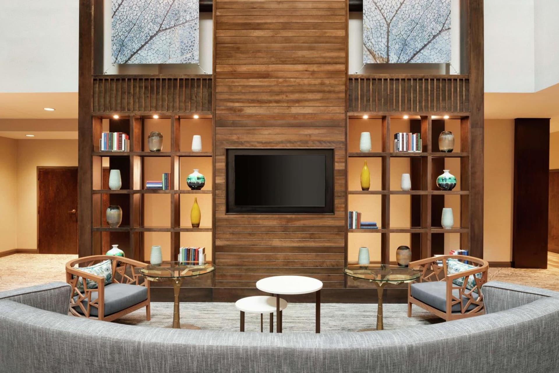 Embassy Suites by Hilton Atlanta Alpharetta gallery photo in Alpharetta, GA — image 8