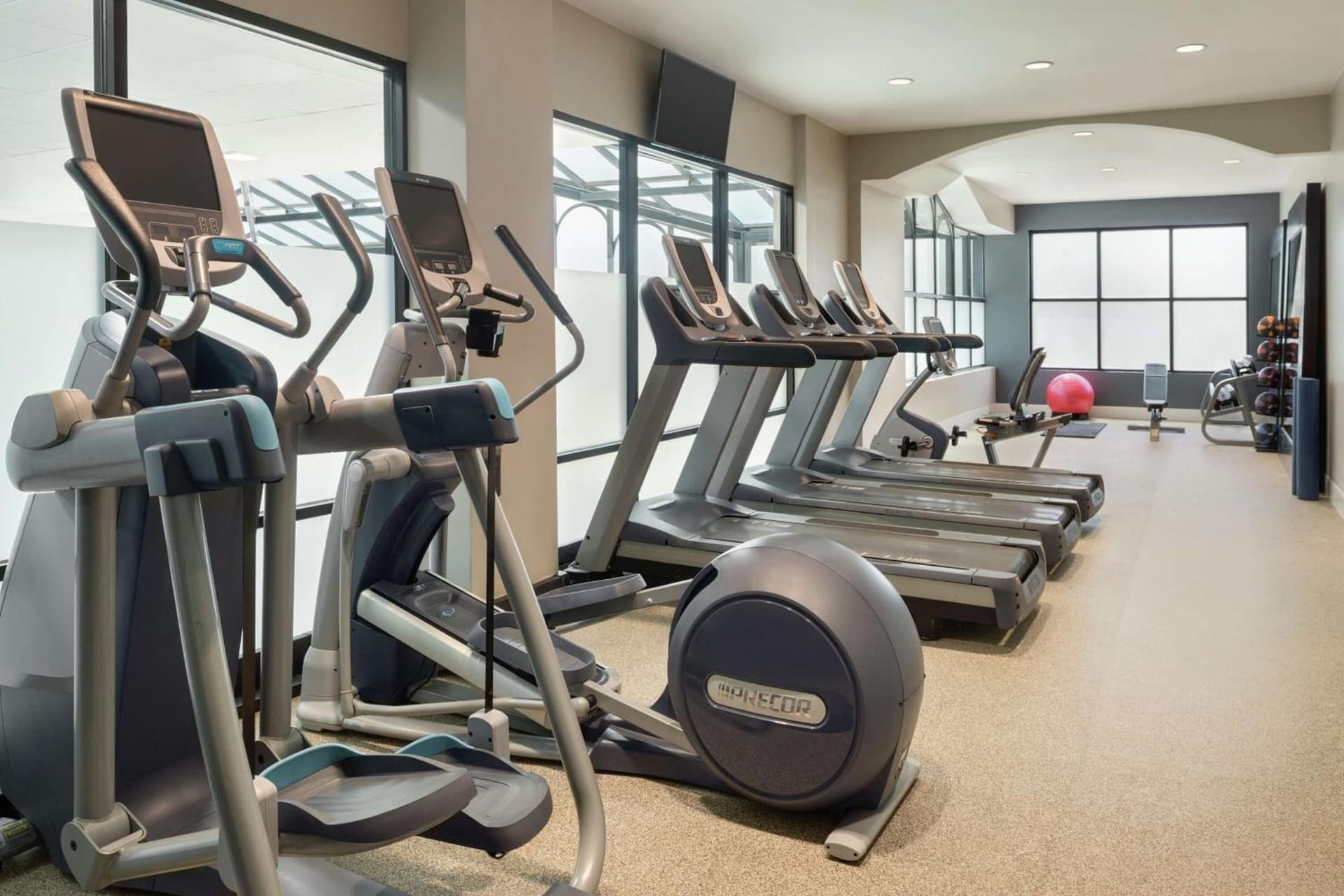 Embassy Suites by Hilton Atlanta Alpharetta gallery photo in Alpharetta, GA — image 18