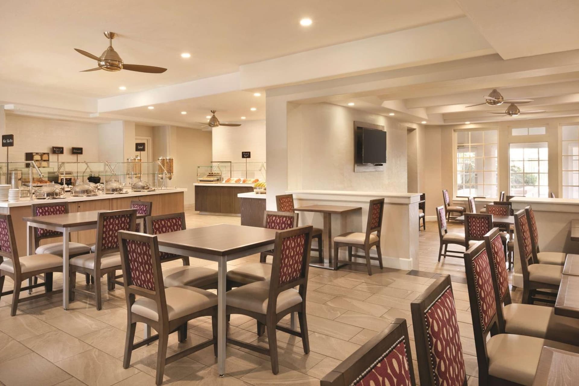 Embassy Suites by Hilton Temecula Valley Wine Country gallery photo in Temecula, CA — image 36