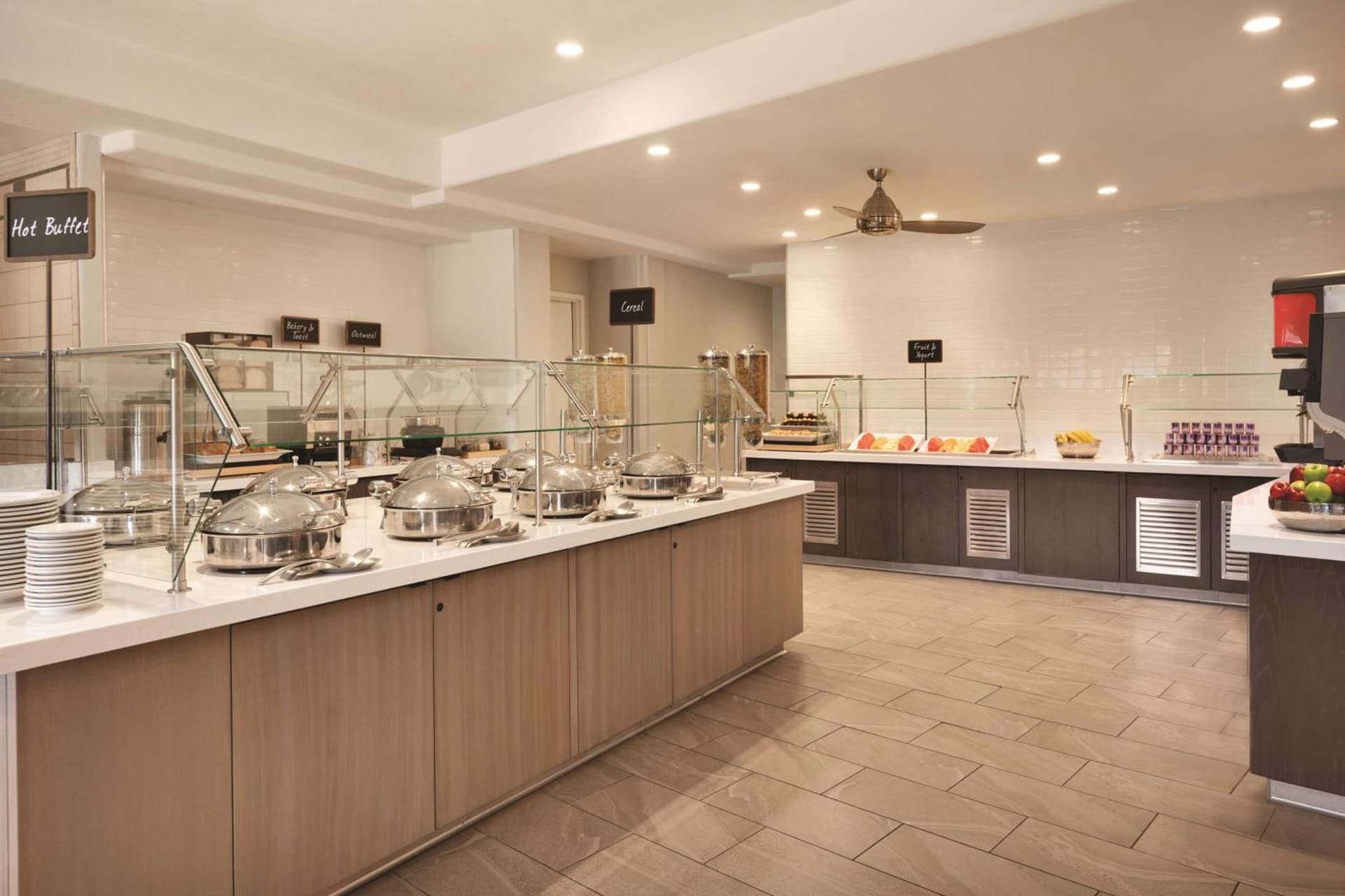 Embassy Suites by Hilton Temecula Valley Wine Country gallery photo in Temecula, CA — image 34