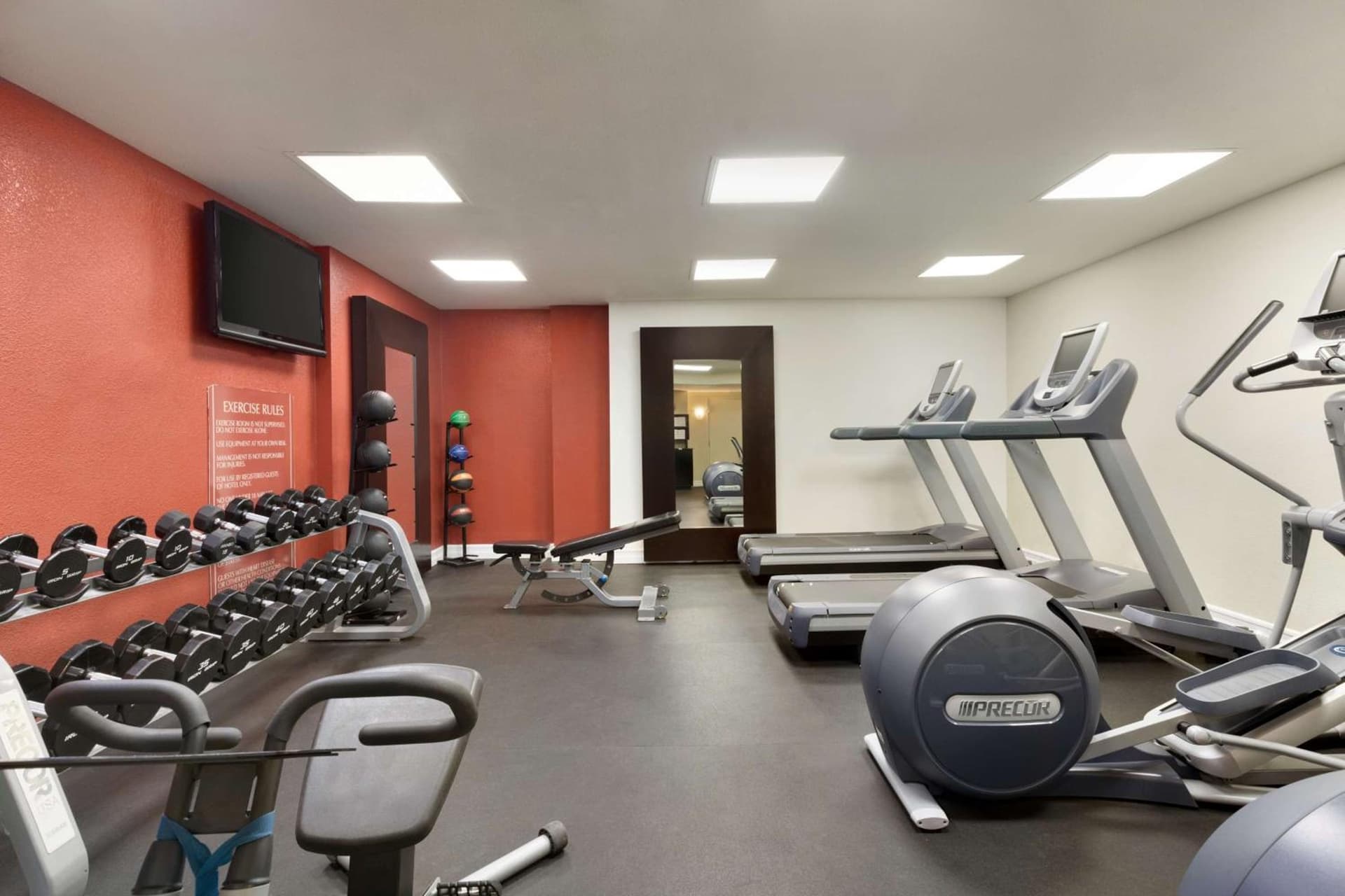 Embassy Suites by Hilton Temecula Valley Wine Country property views in Temecula, CA — gallery photo 3