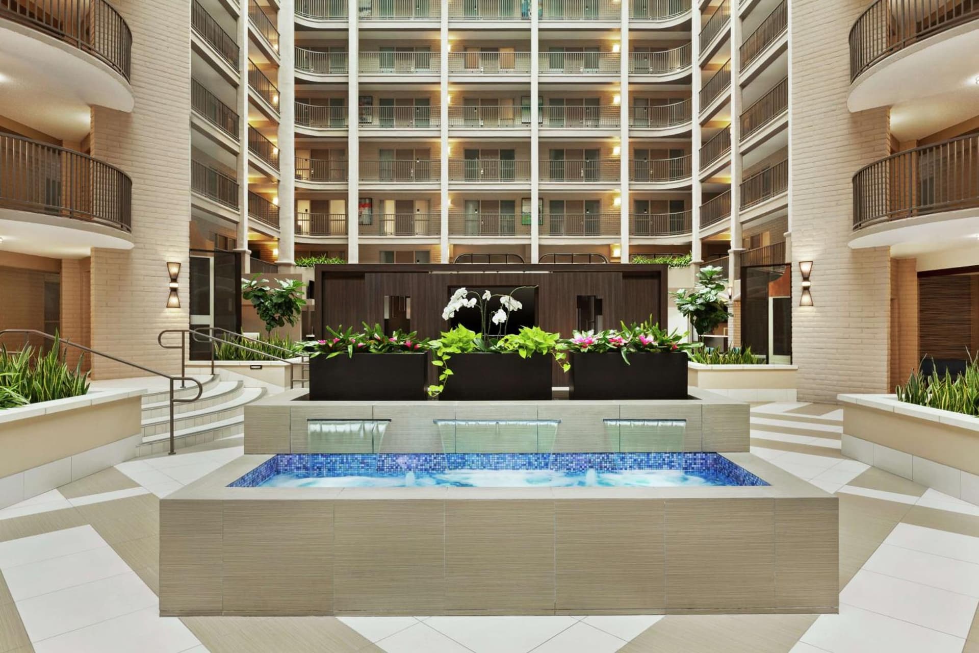 Embassy Suites by Hilton Arcadia-Pasadena Area interior in Arcadia, CA — gallery photo 2