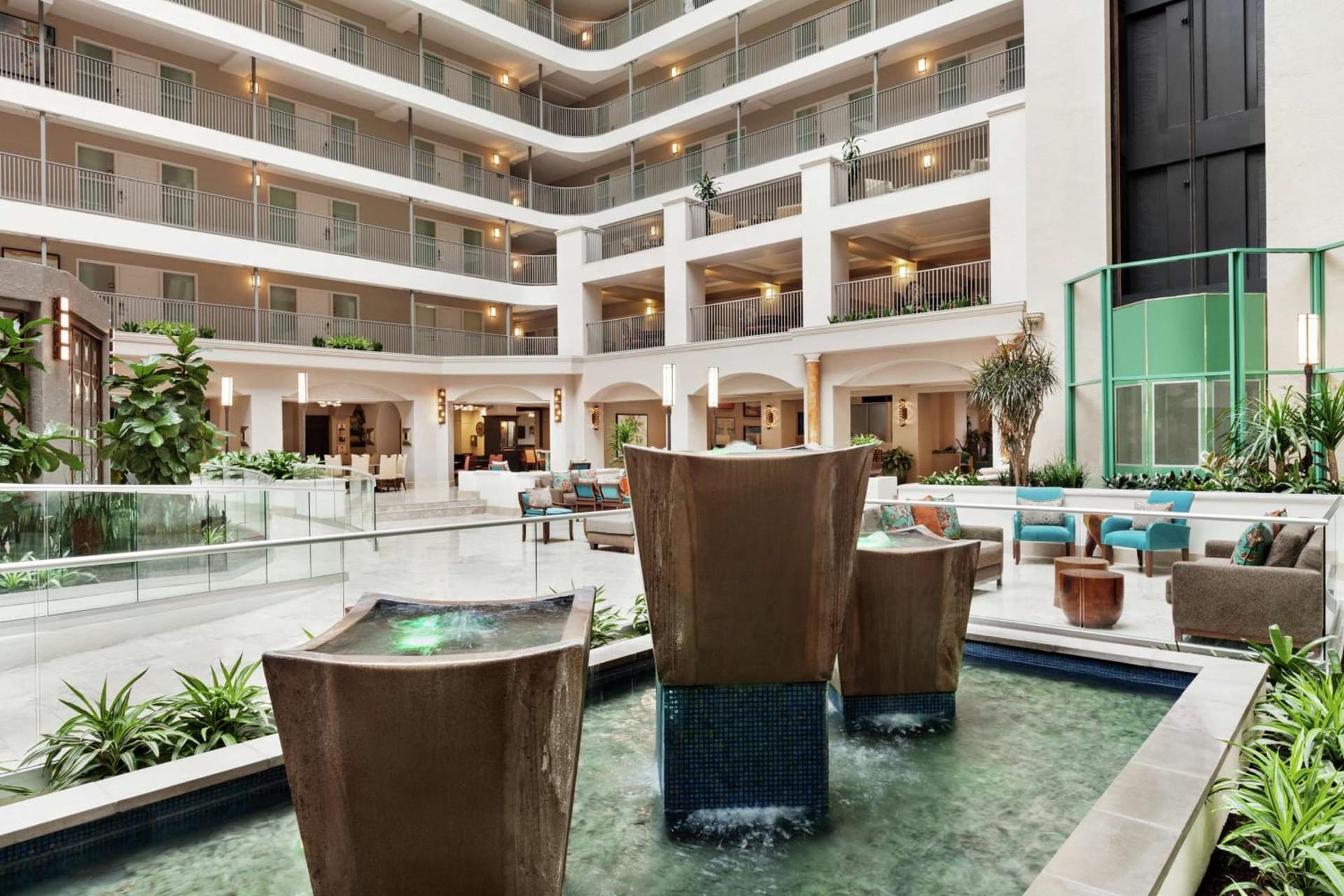 Embassy Suites by Hilton Santa Ana Orange County Airport gallery photo in Santa Ana, CA — image 11