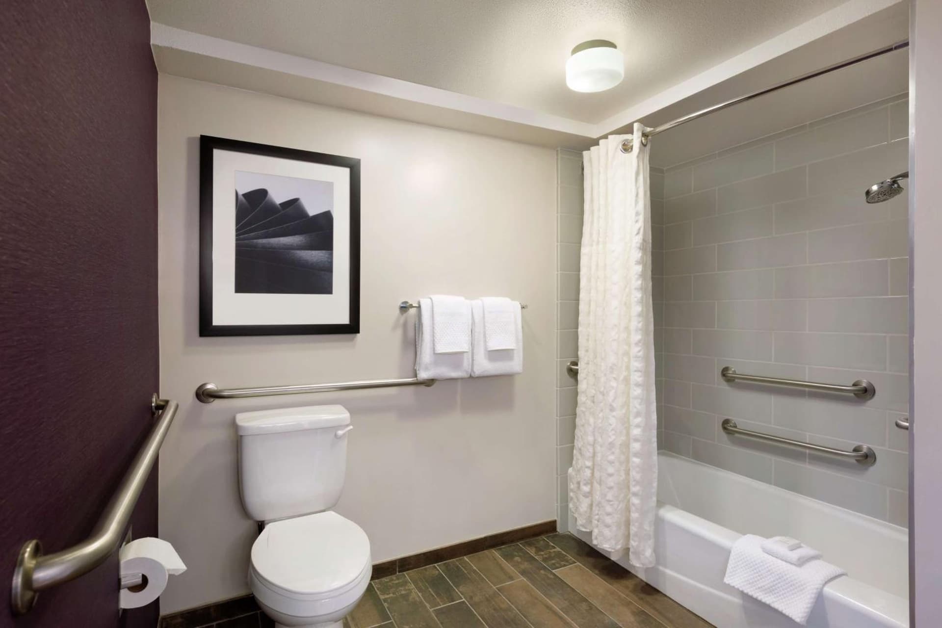 Embassy Suites by Hilton Santa Ana Orange County Airport gallery photo in Santa Ana, CA — image 27