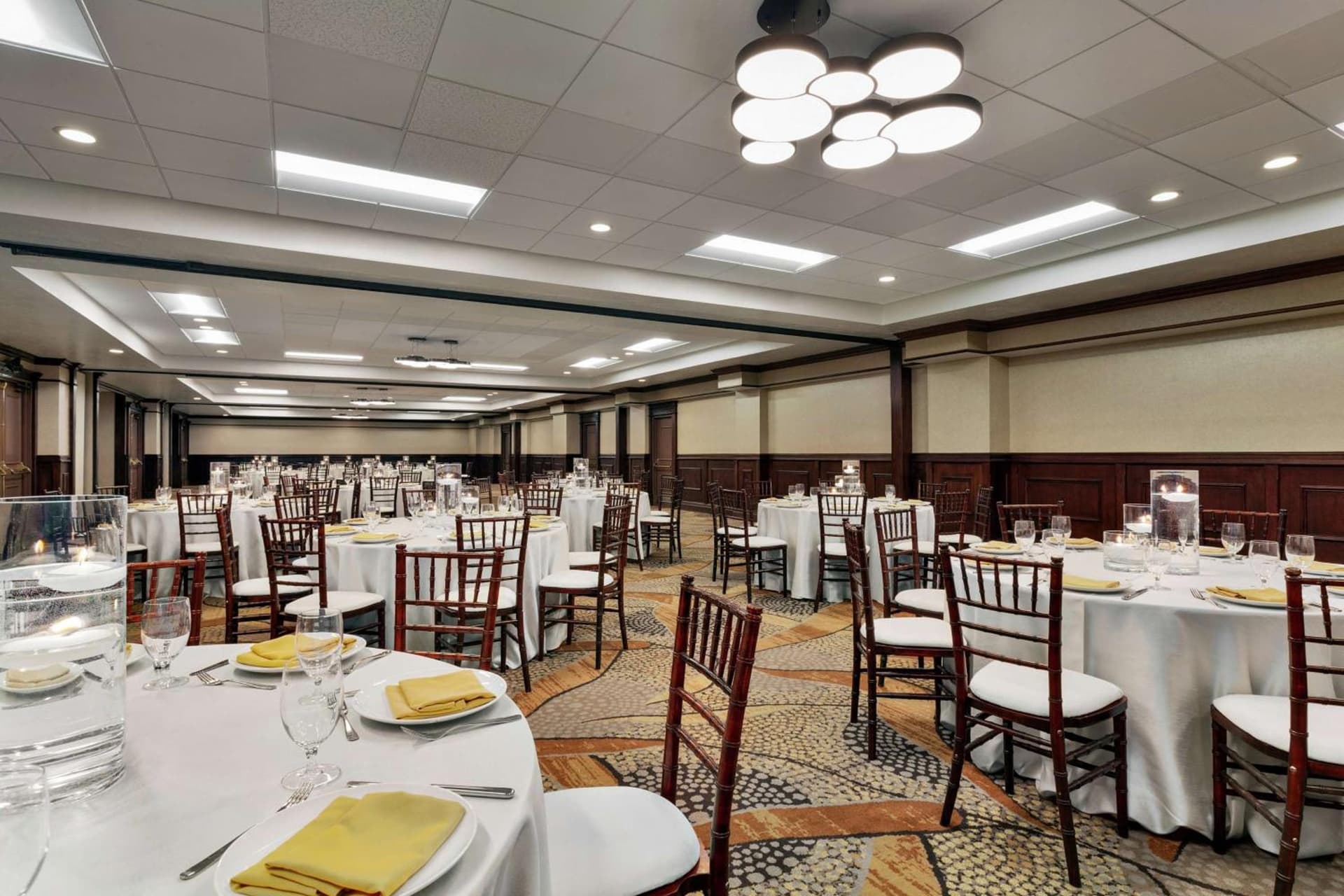 Embassy Suites by Hilton Santa Ana Orange County Airport gallery photo in Santa Ana, CA — image 33