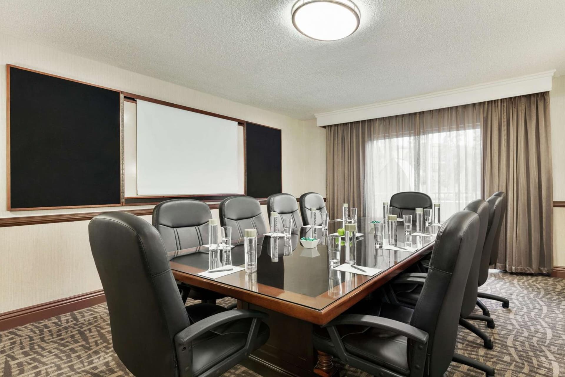 Embassy Suites by Hilton Santa Ana Orange County Airport interior in Santa Ana, CA — gallery photo 2