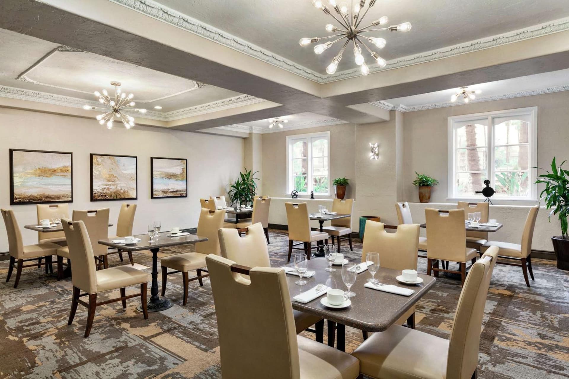 Embassy Suites by Hilton Santa Ana Orange County Airport gallery photo in Santa Ana, CA — image 6