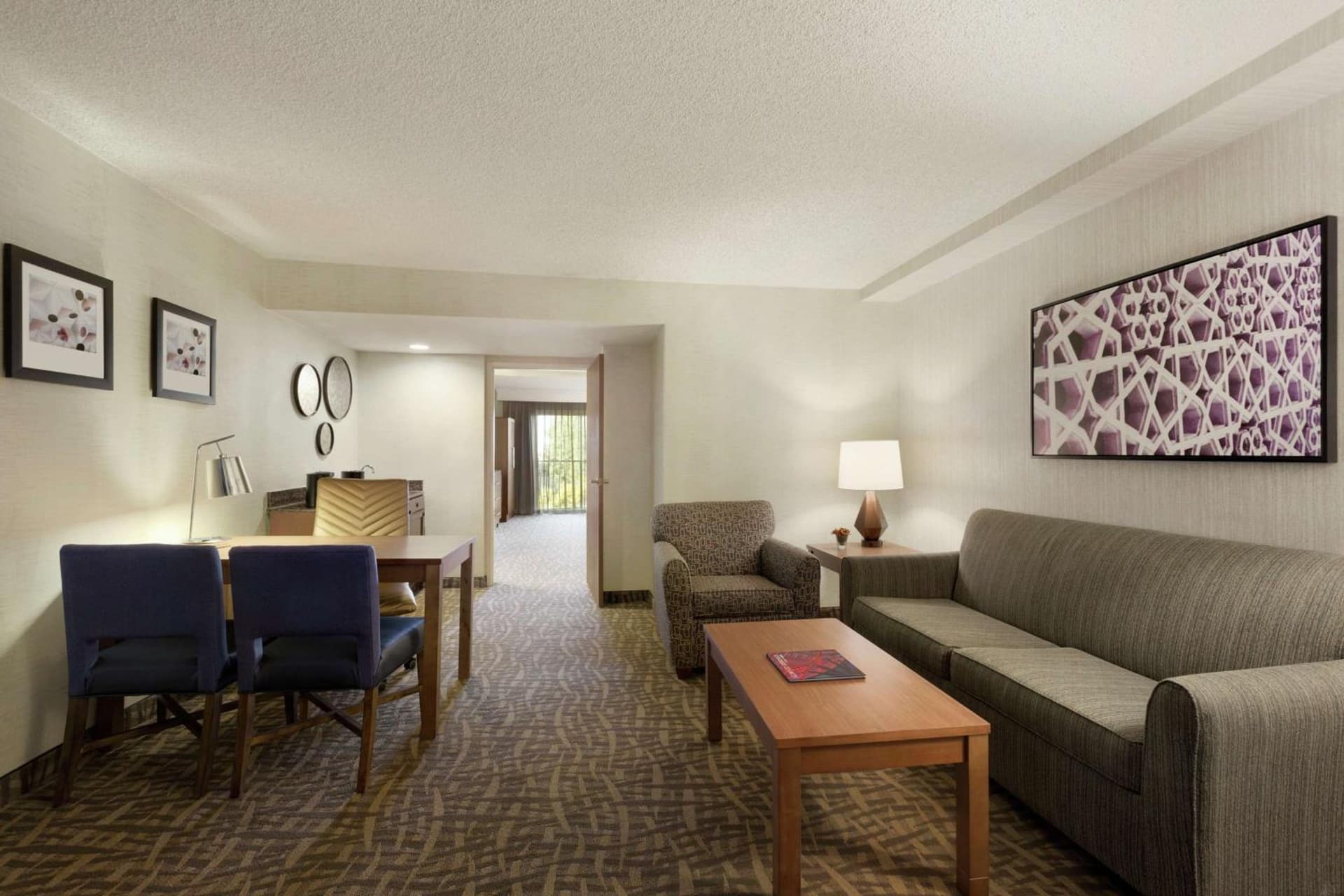 Embassy Suites by Hilton Santa Ana Orange County Airport gallery photo in Santa Ana, CA — image 15