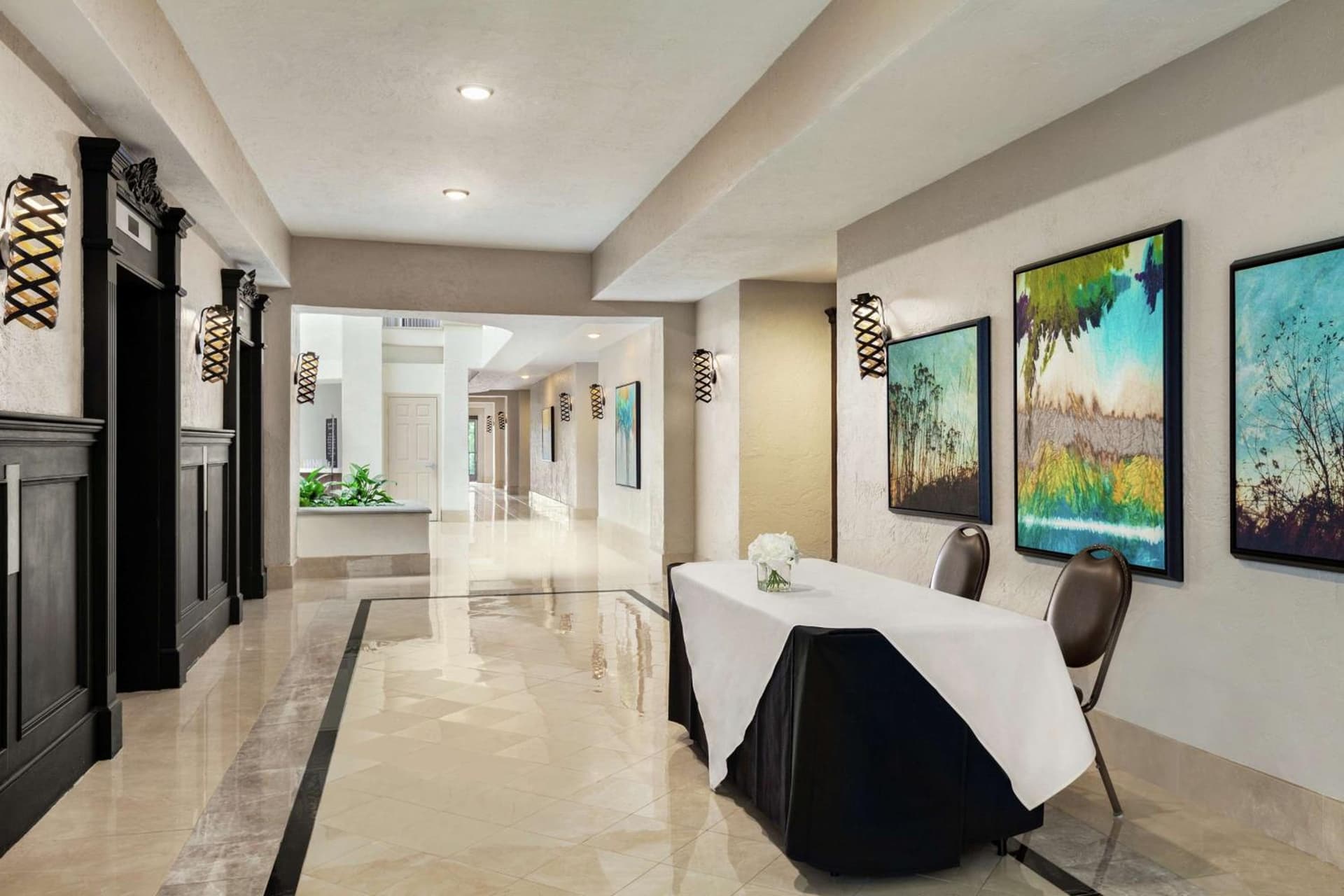 Embassy Suites by Hilton Santa Ana Orange County Airport gallery photo in Santa Ana, CA — image 8