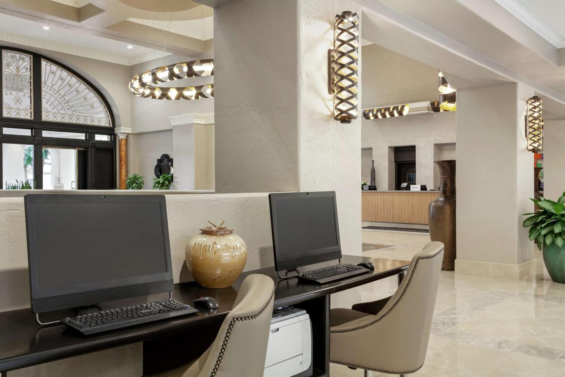 Embassy Suites by Hilton Santa Ana Orange County Airport gallery photo in Santa Ana, CA — image 18