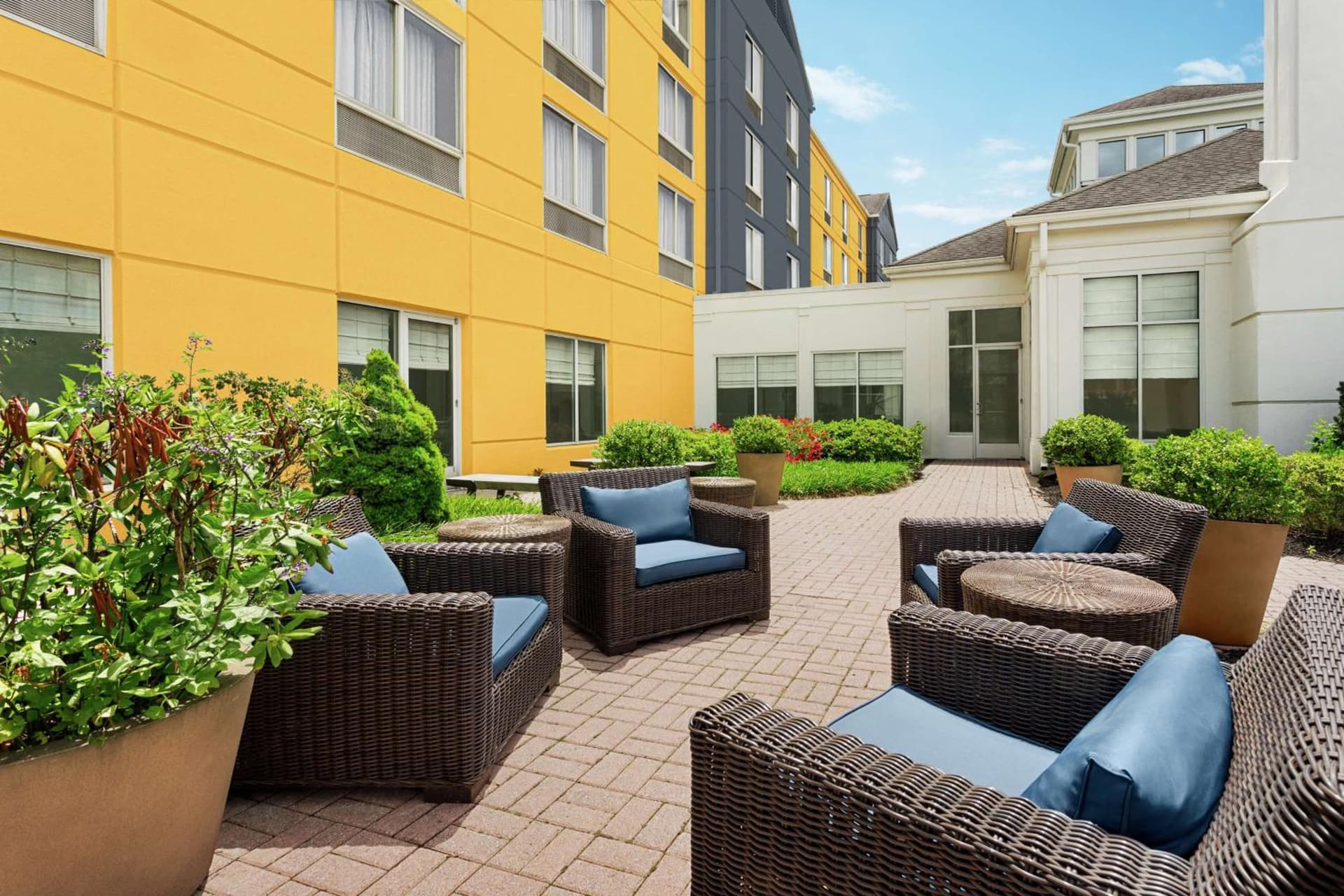 Hilton Garden Inn Allentown Bethlehem Airport property views in Allentown, PA — gallery photo 3